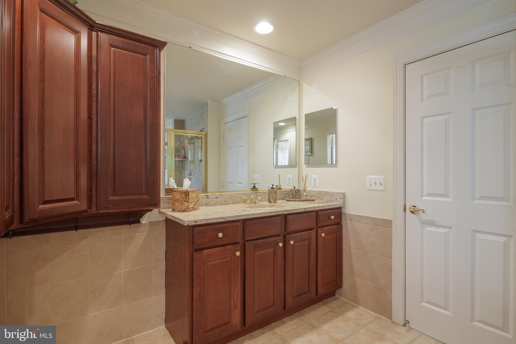 RIVER CREEK - Residential