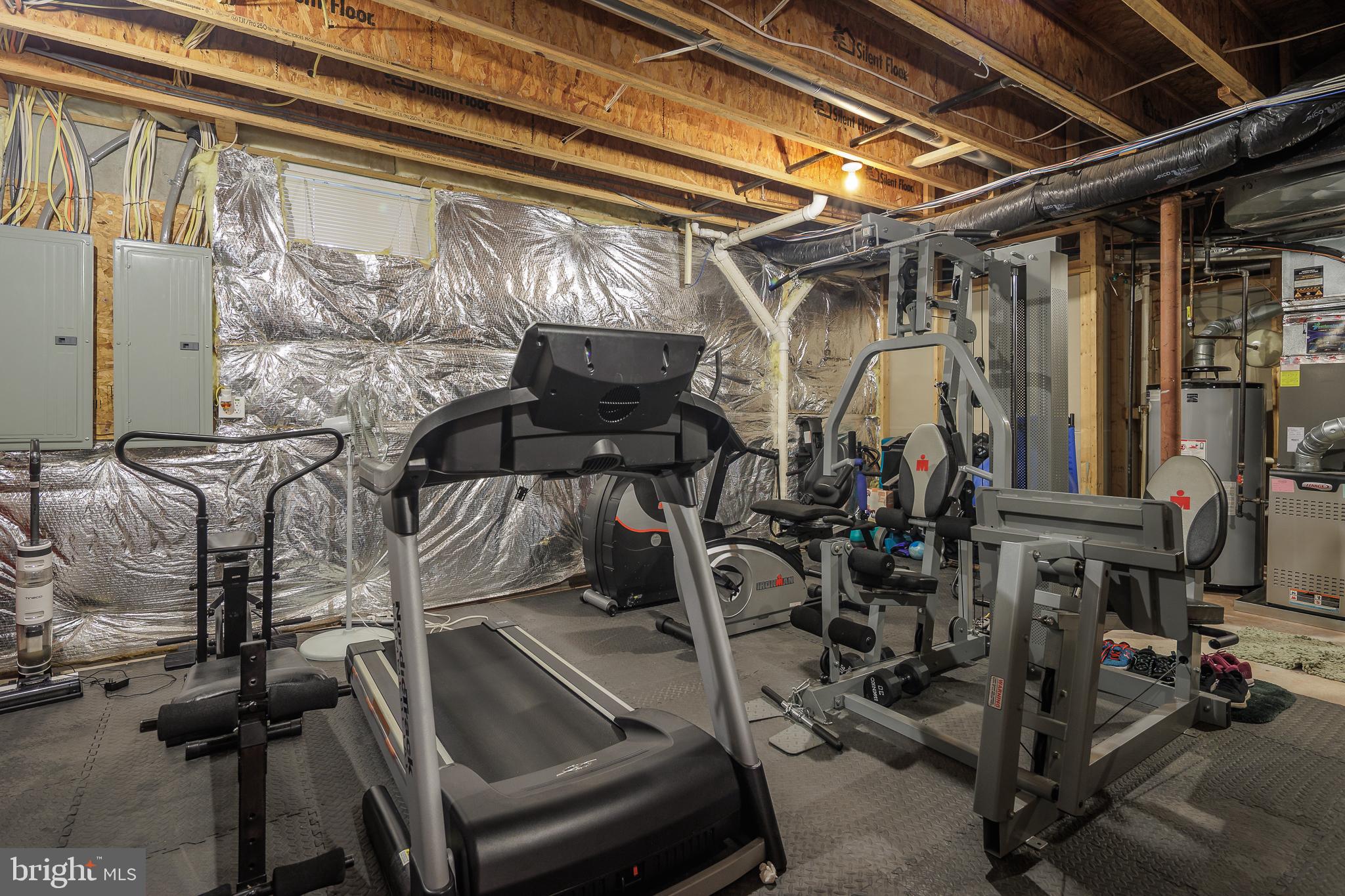 RIVER CREEK - Residential