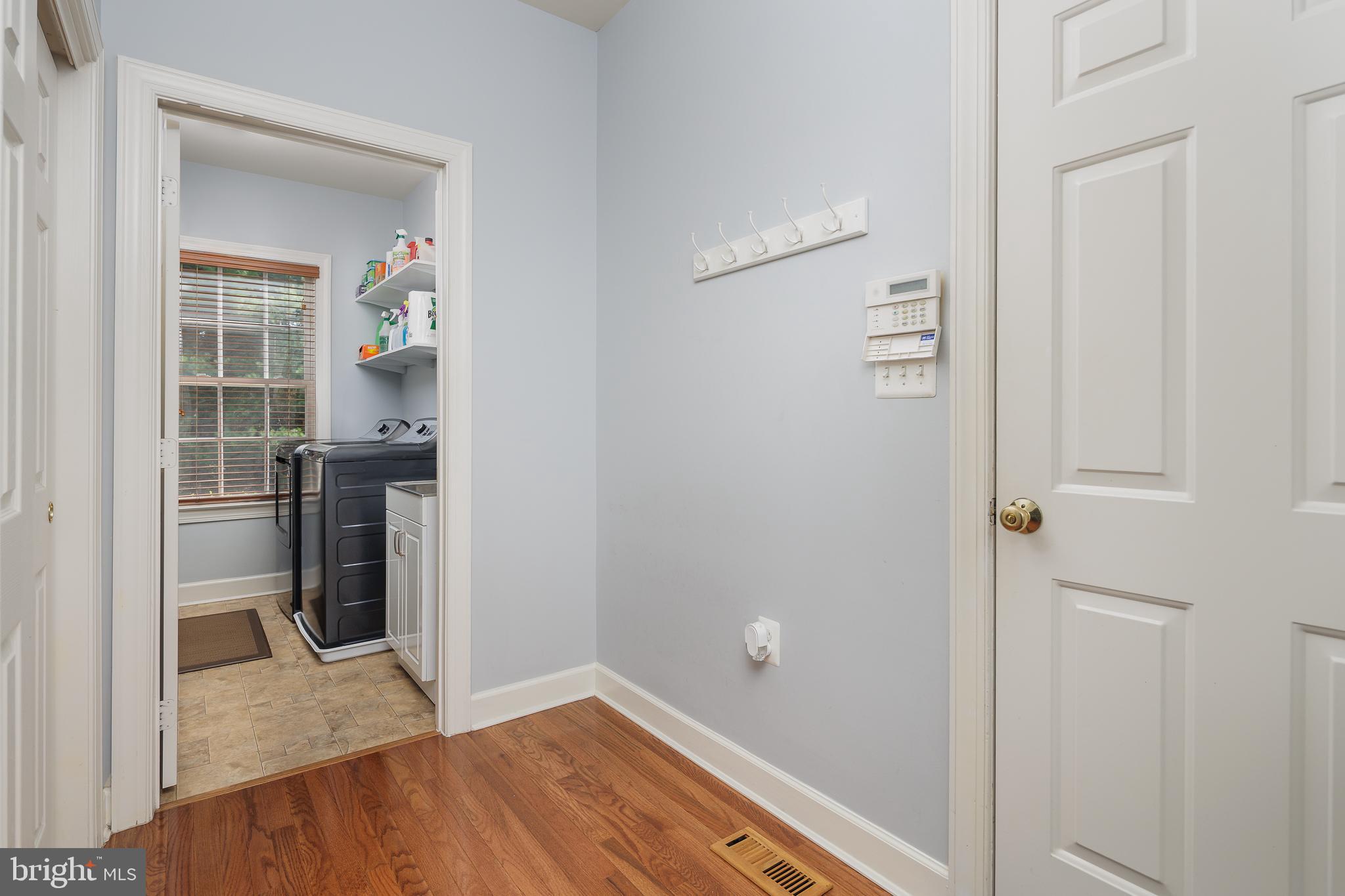 RIVER CREEK - Residential