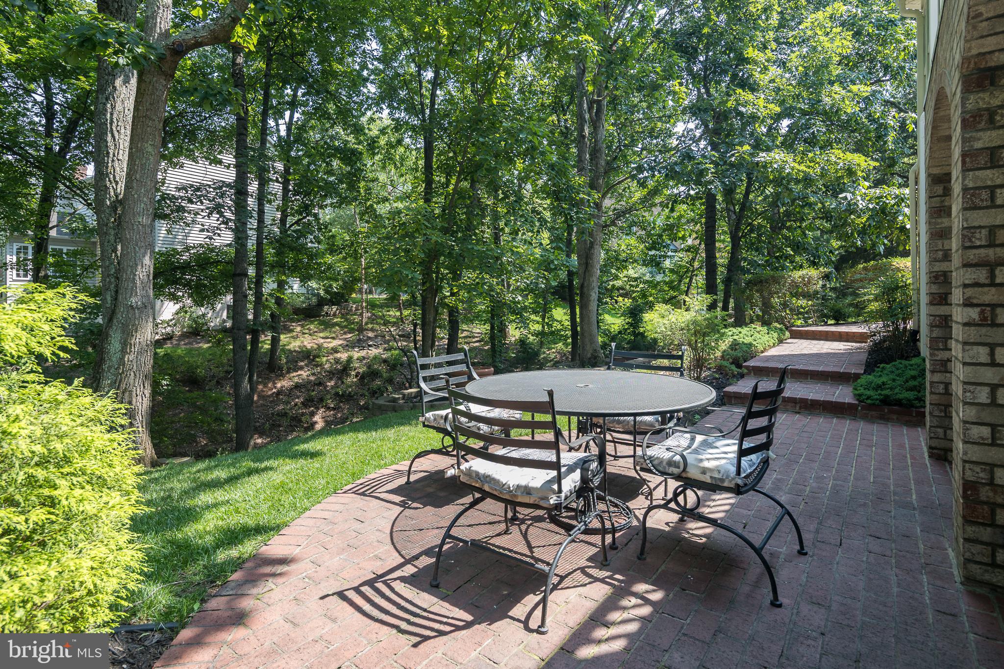 RIVER CREEK - Residential