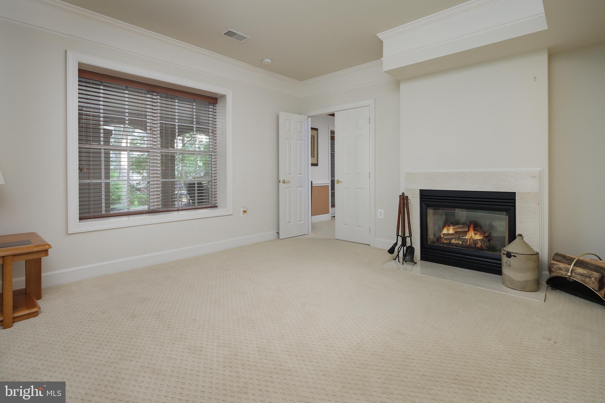 RIVER CREEK - Residential