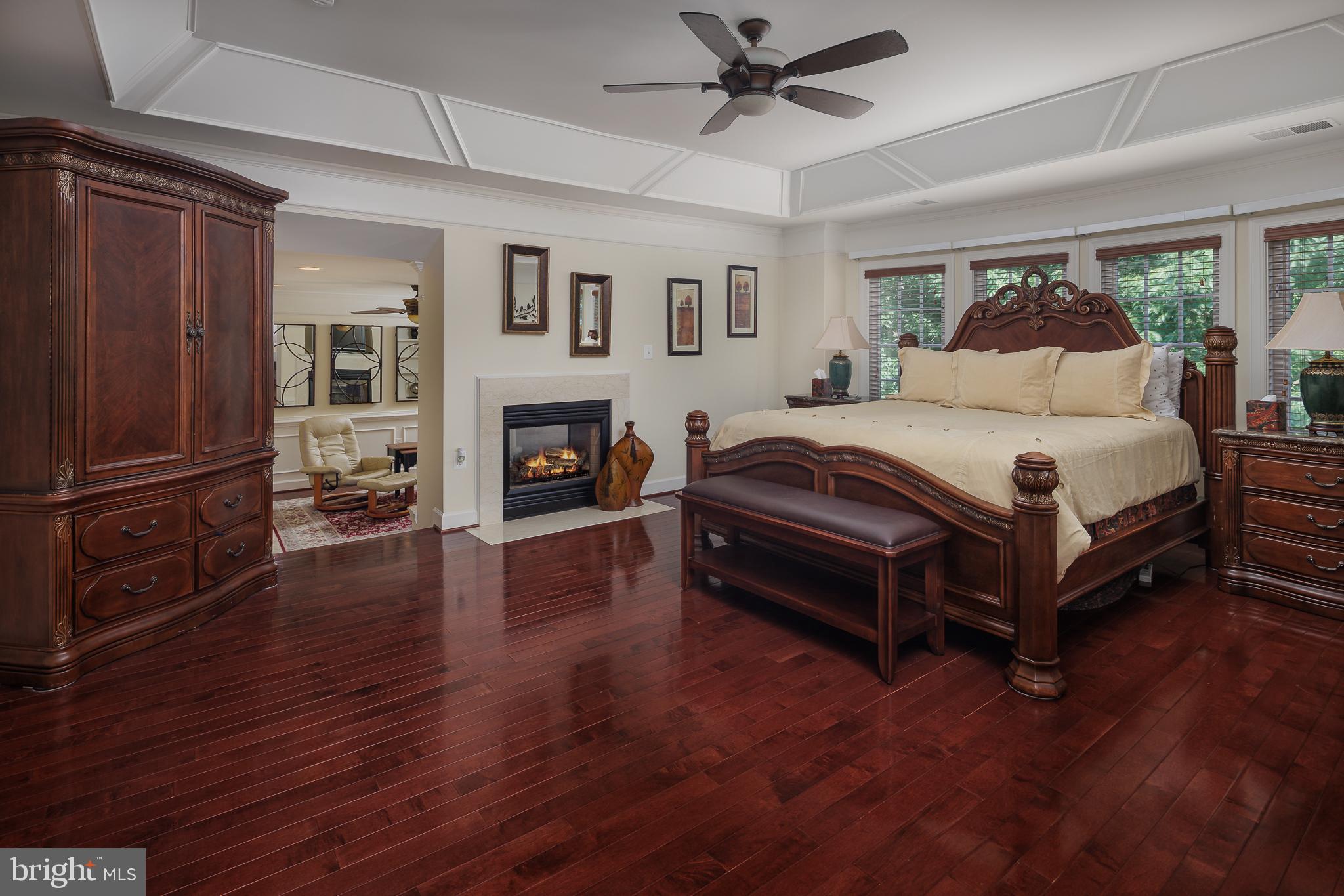 RIVER CREEK - Residential