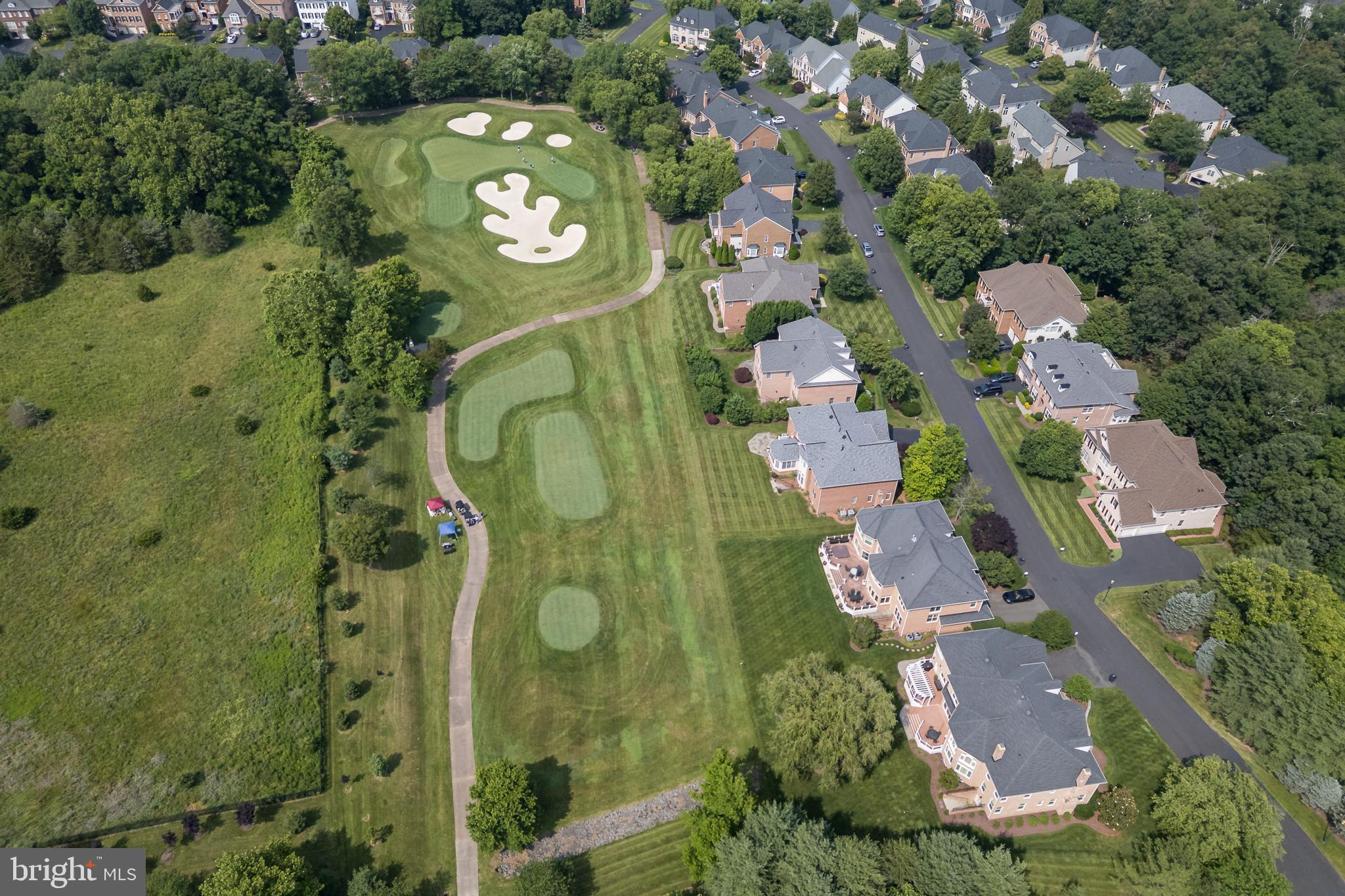 RIVER CREEK - Residential