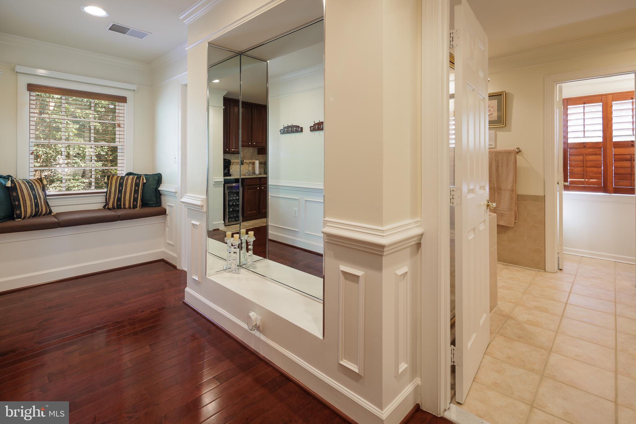 RIVER CREEK - Residential