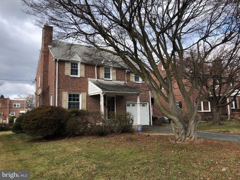 Photo of 34 Braeburn Road, HAVERTOWN, PA 19083 (MLS # PADE2110068)