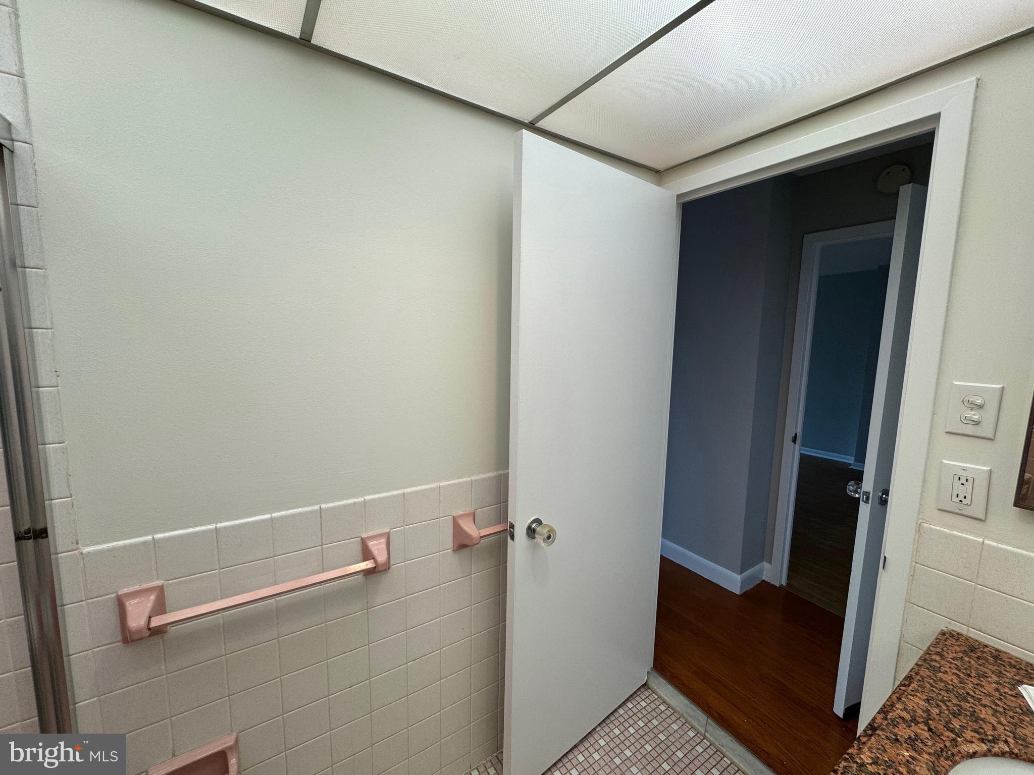 GREEN HILL - Residential