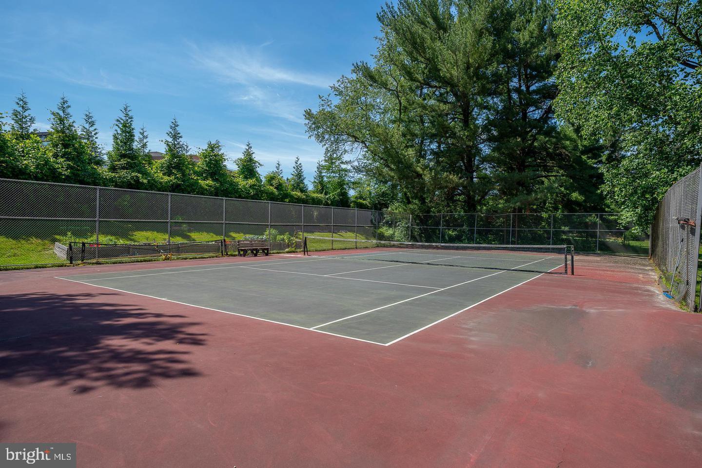 GREEN HILL - Residential