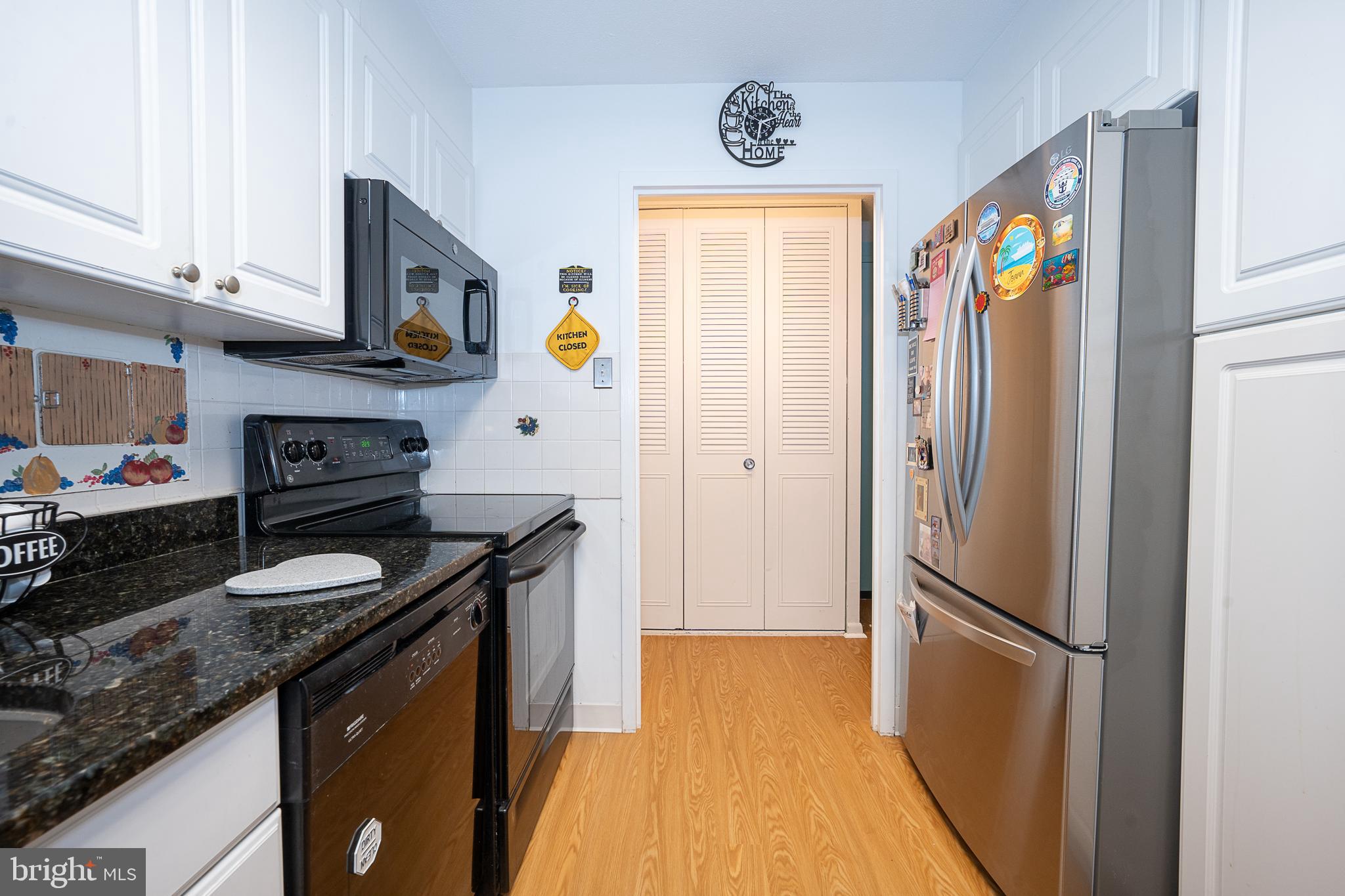 GREEN HILL - Residential