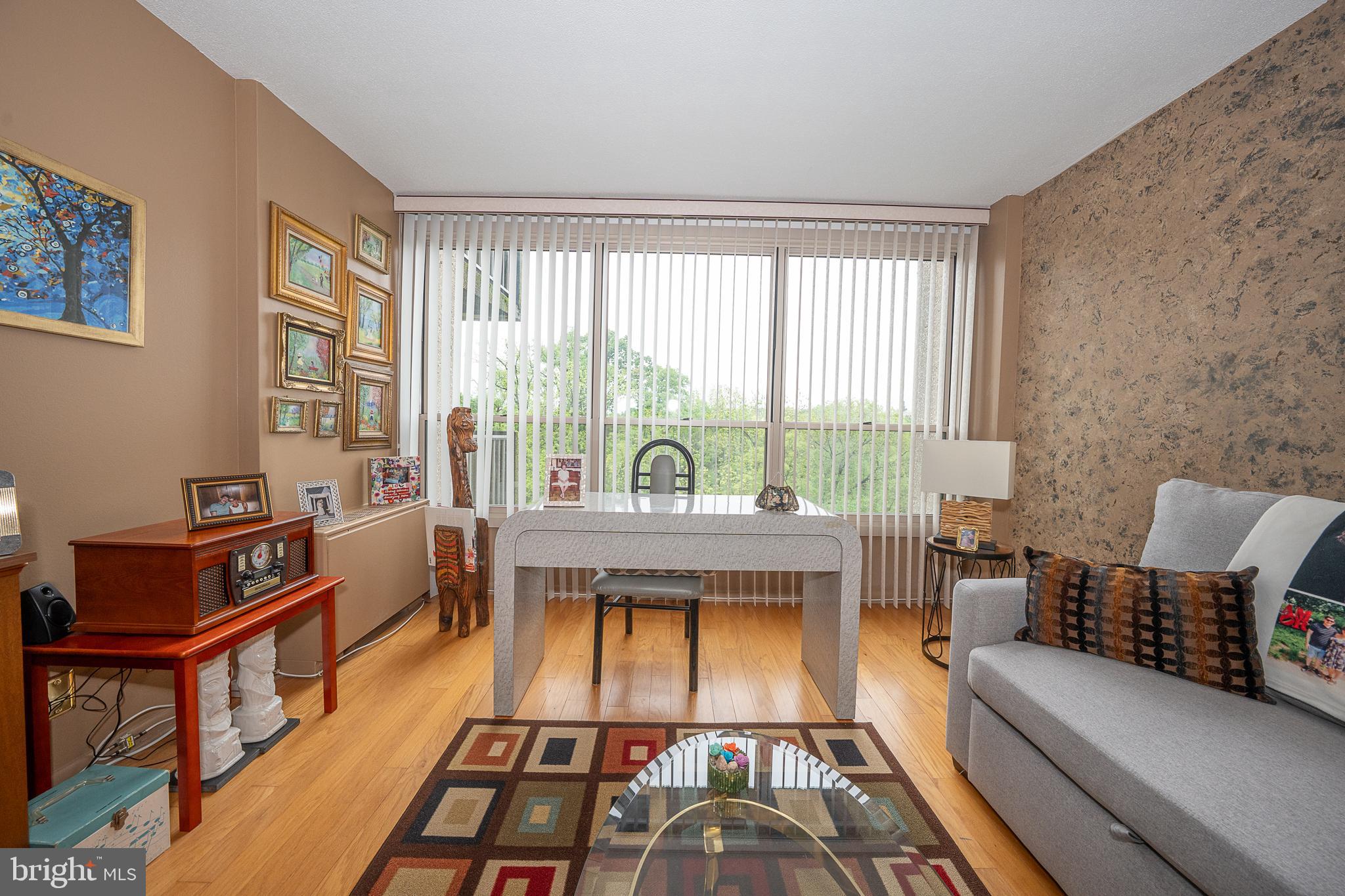 GREEN HILL - Residential