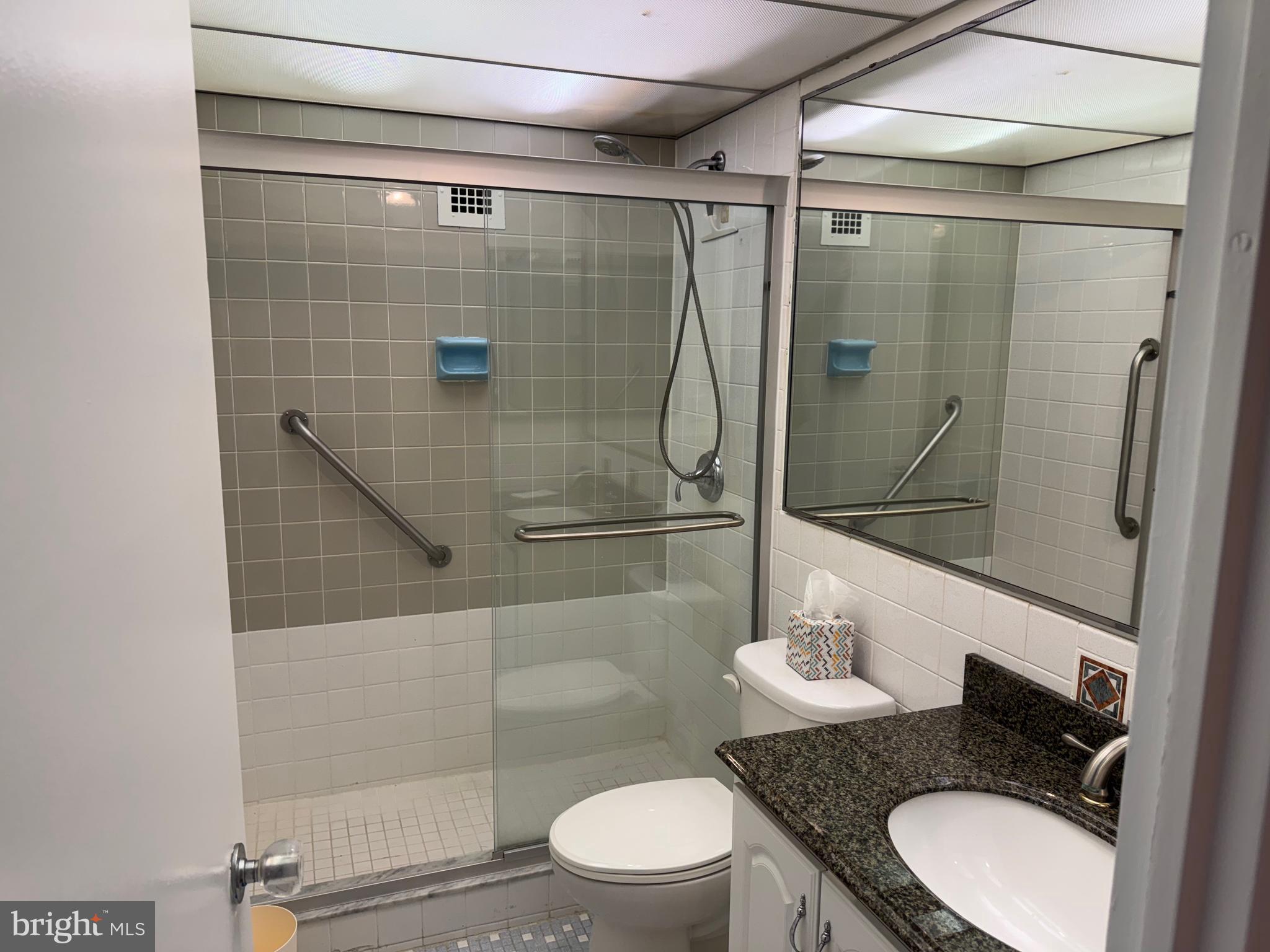 GREEN HILL - Residential