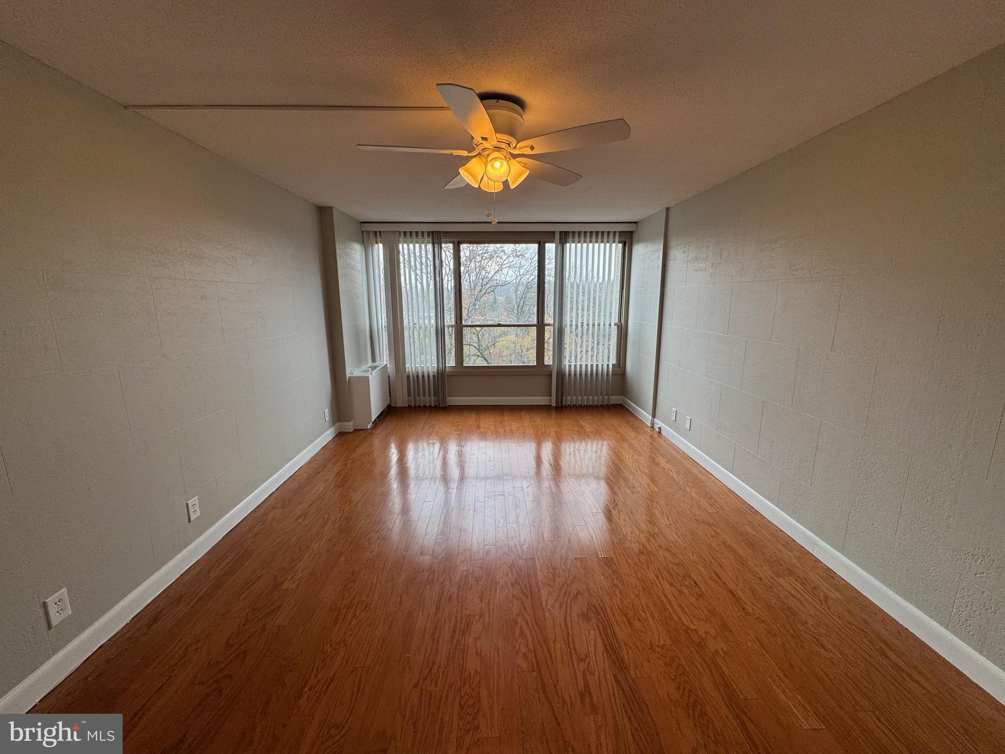 GREEN HILL - Residential