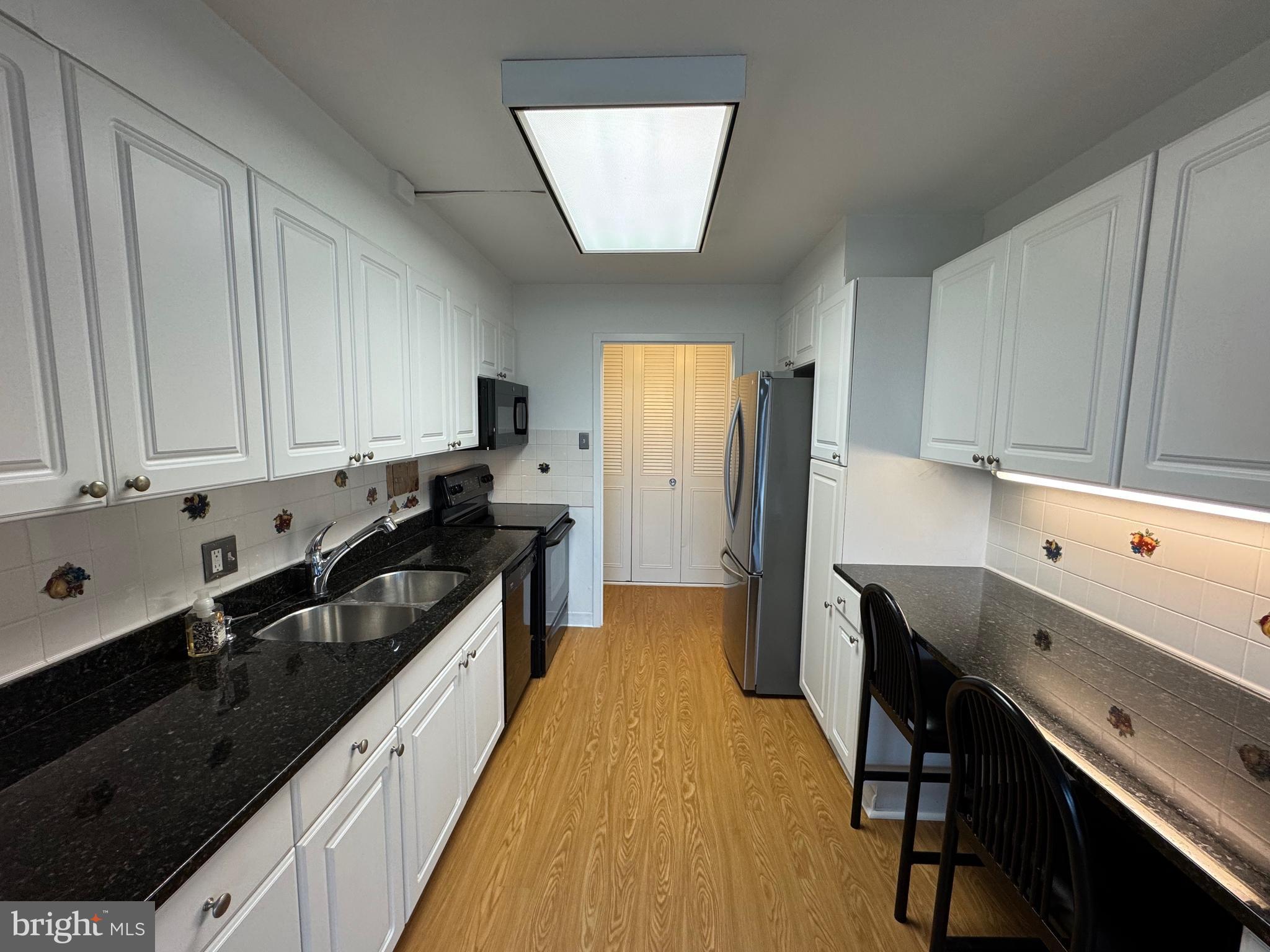 GREEN HILL - Residential