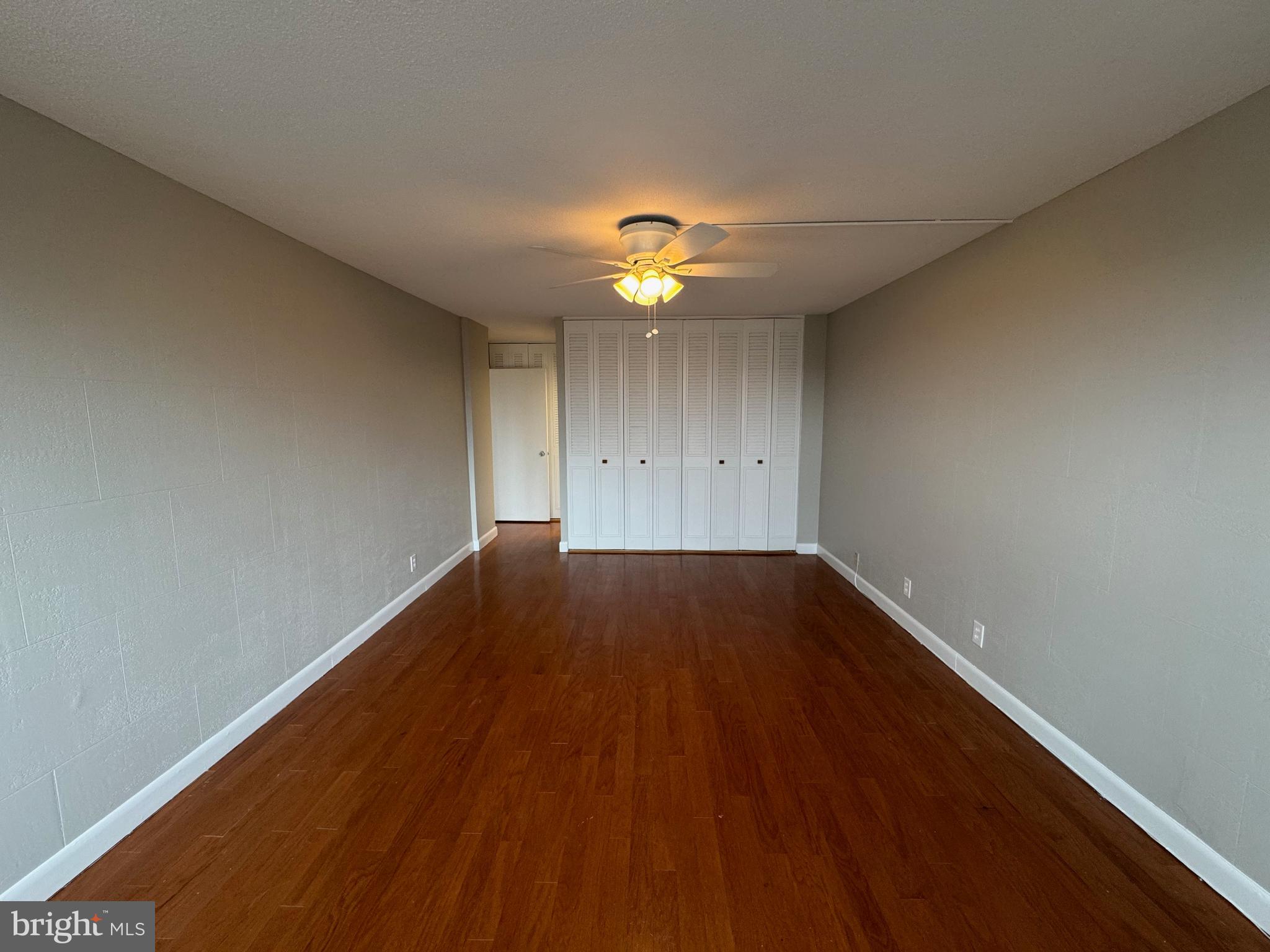 GREEN HILL - Residential