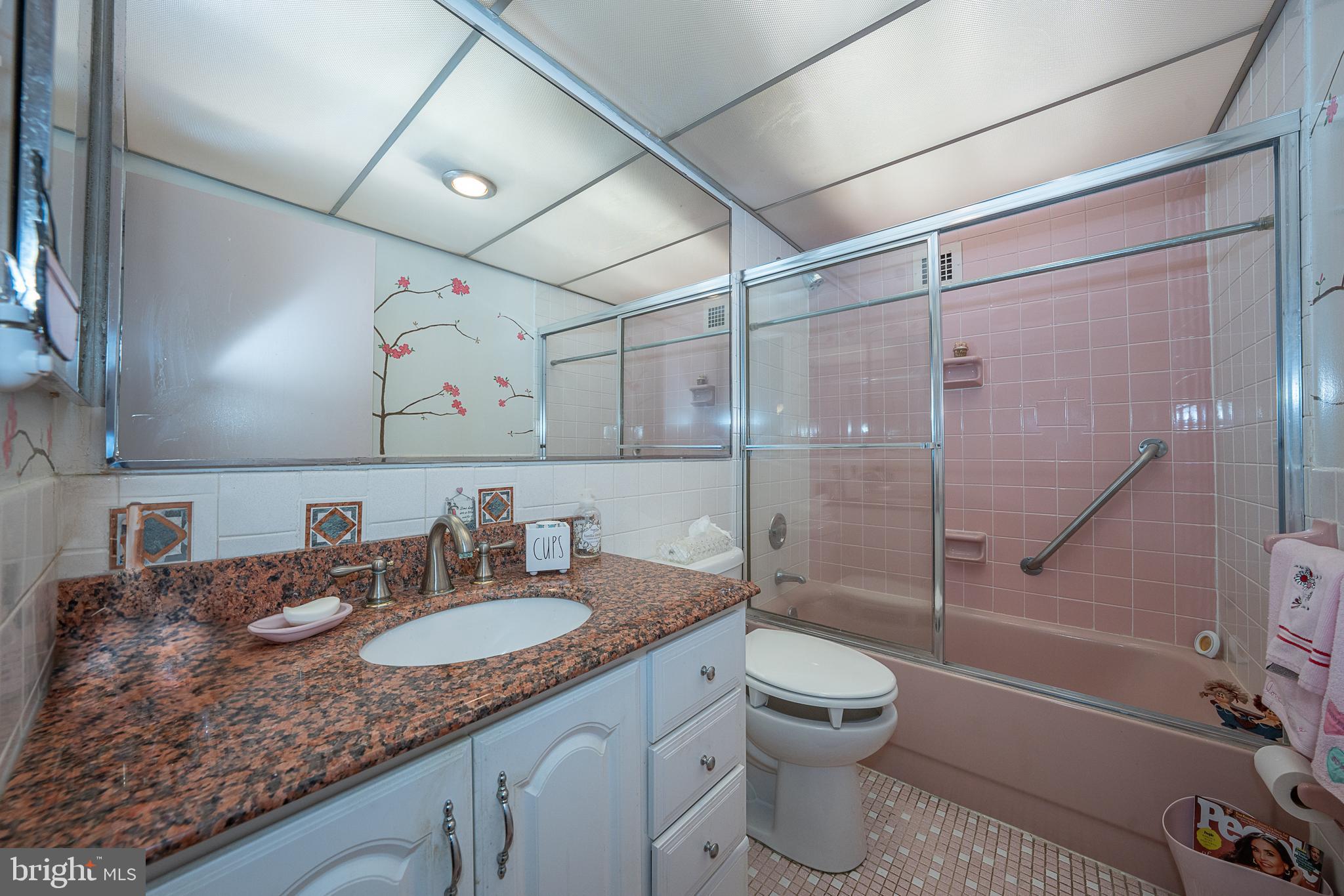 GREEN HILL - Residential