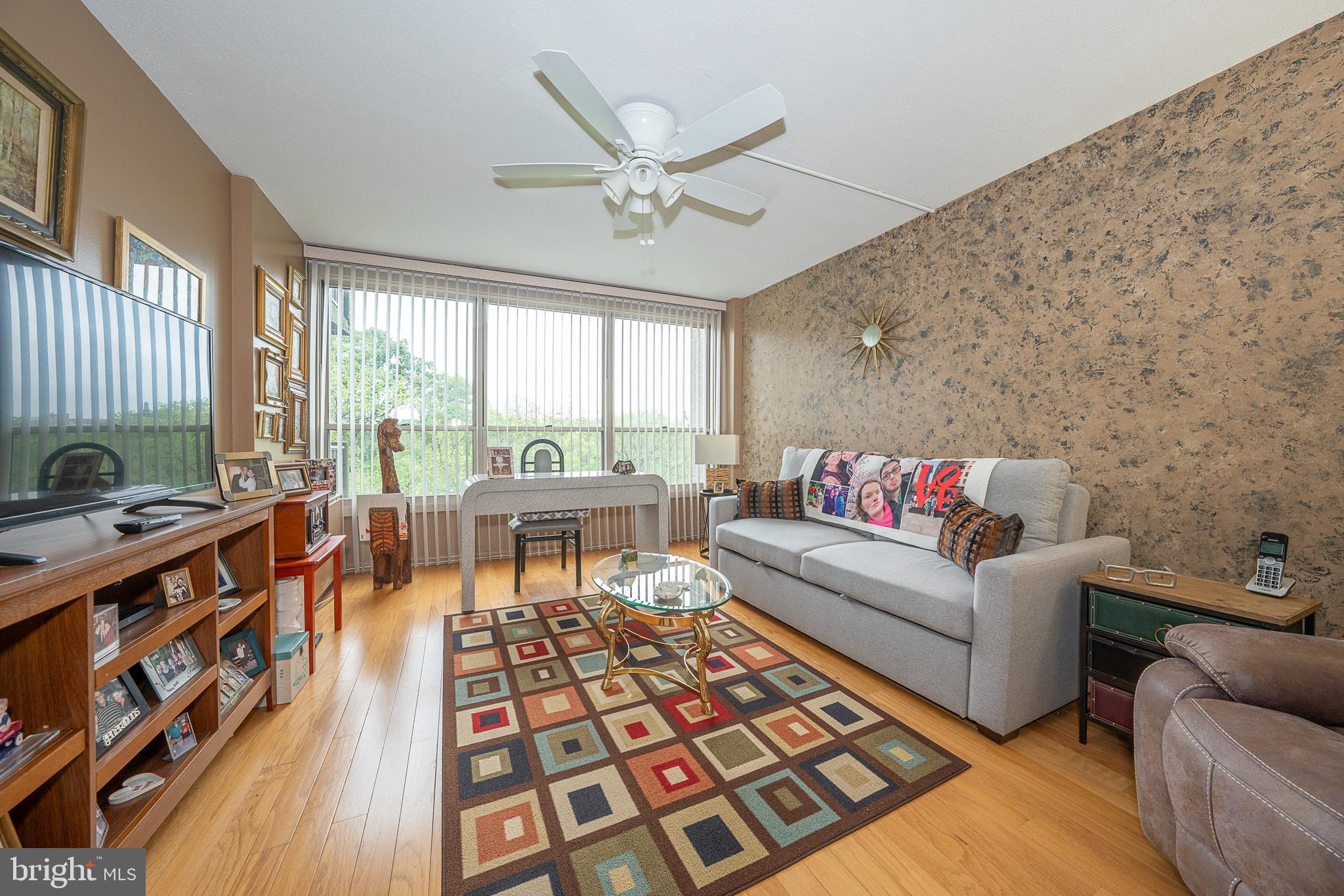 GREEN HILL - Residential