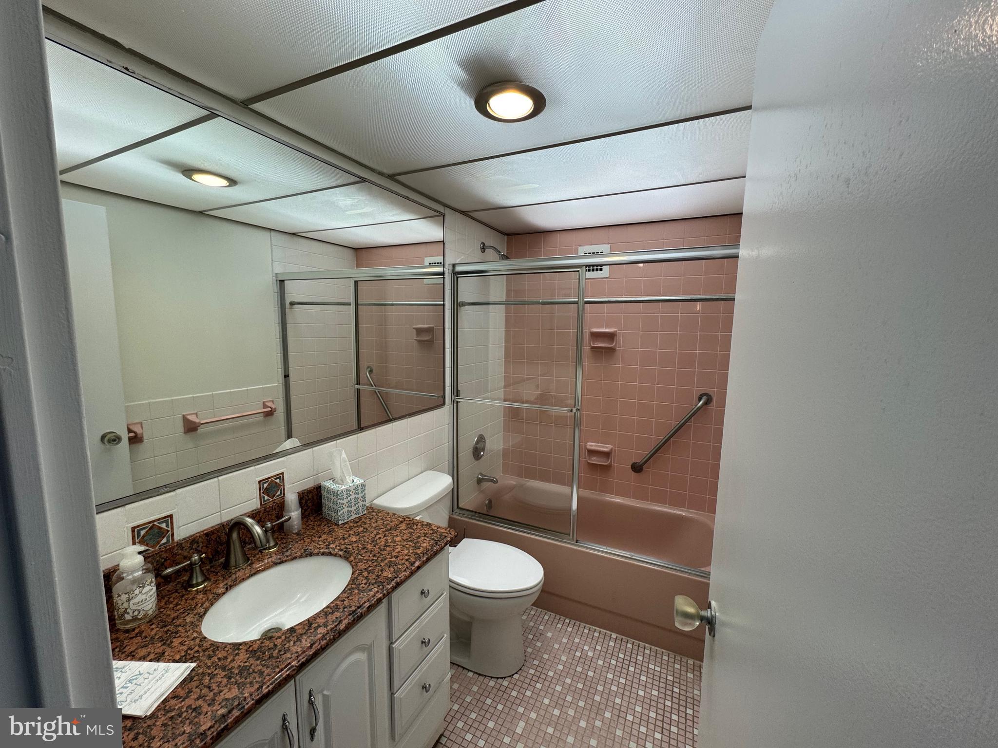 GREEN HILL - Residential