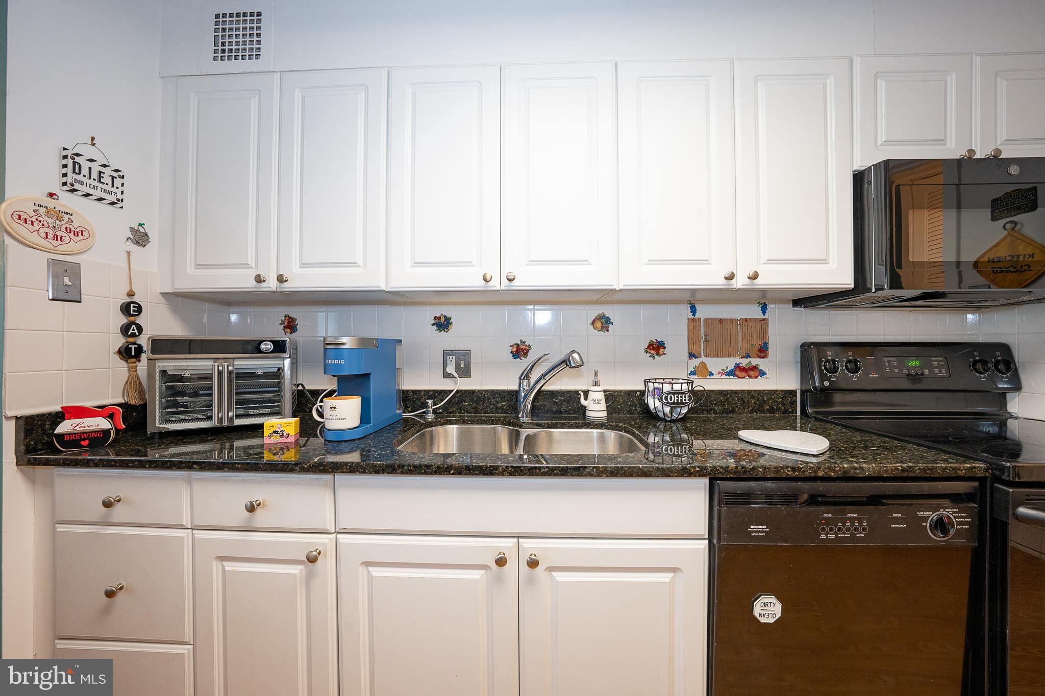 GREEN HILL - Residential