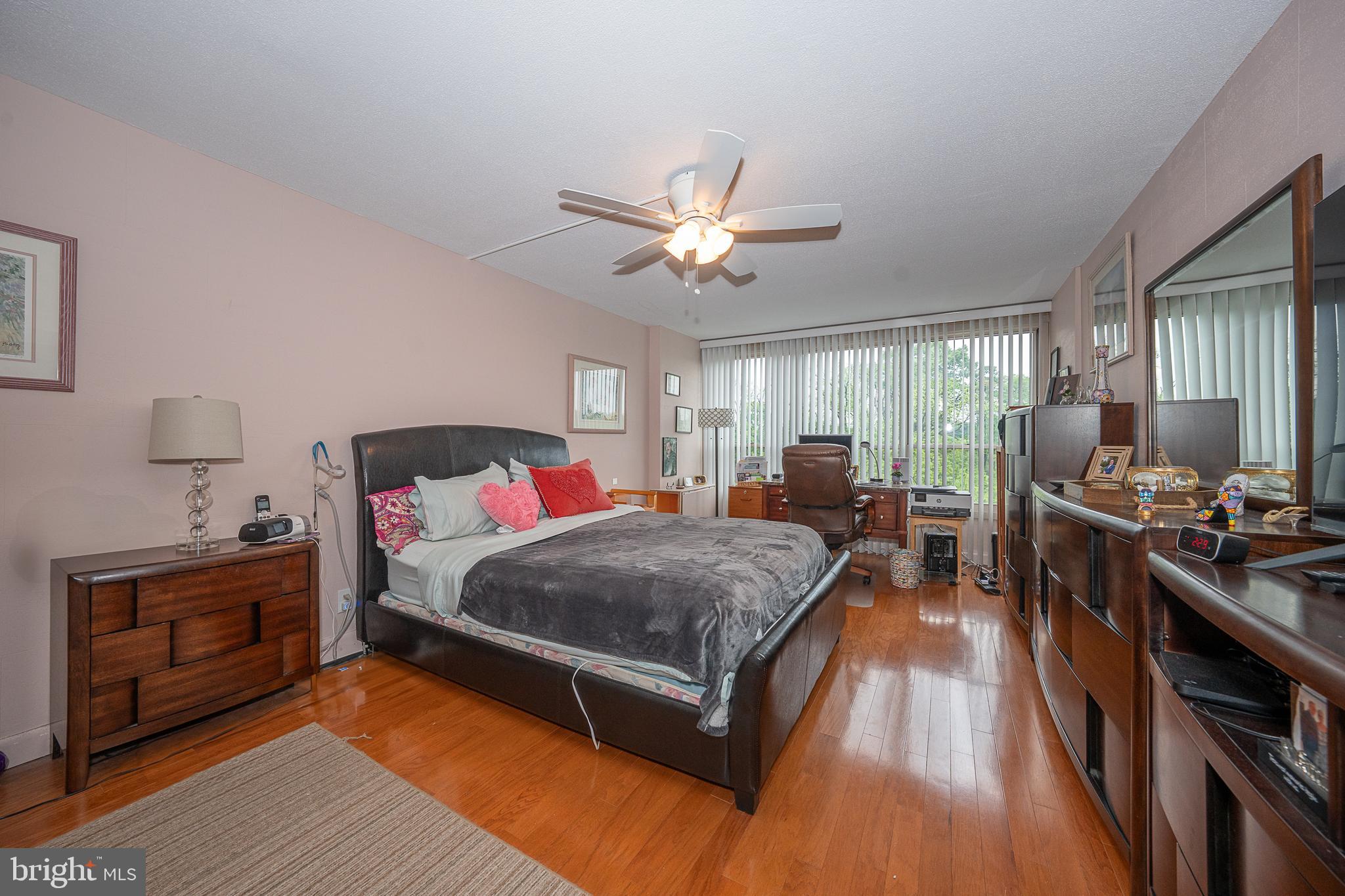 GREEN HILL - Residential