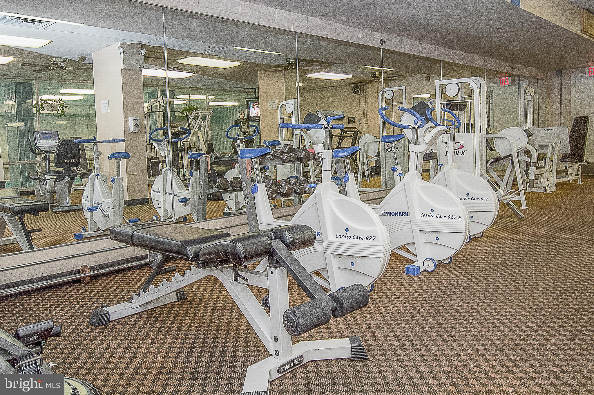 GREEN HILL - Residential