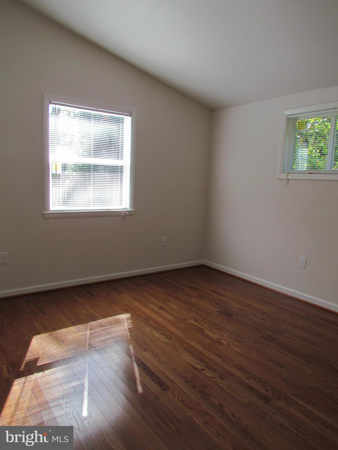 TOWN CREEK - Residential