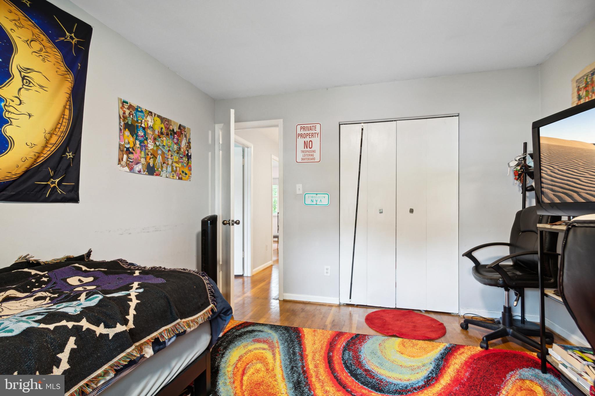 MANOR WOODS - Residential