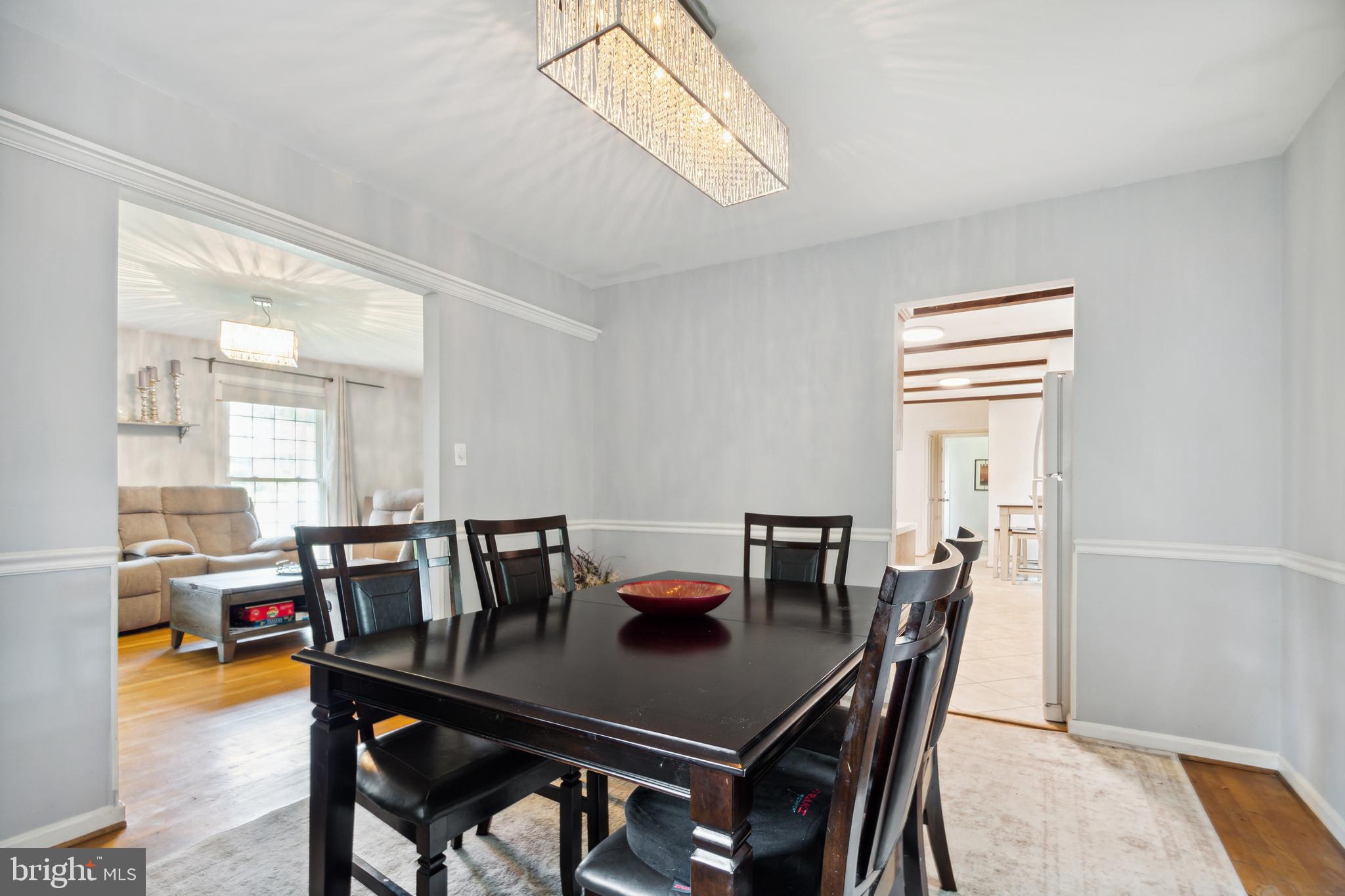 MANOR WOODS - Residential