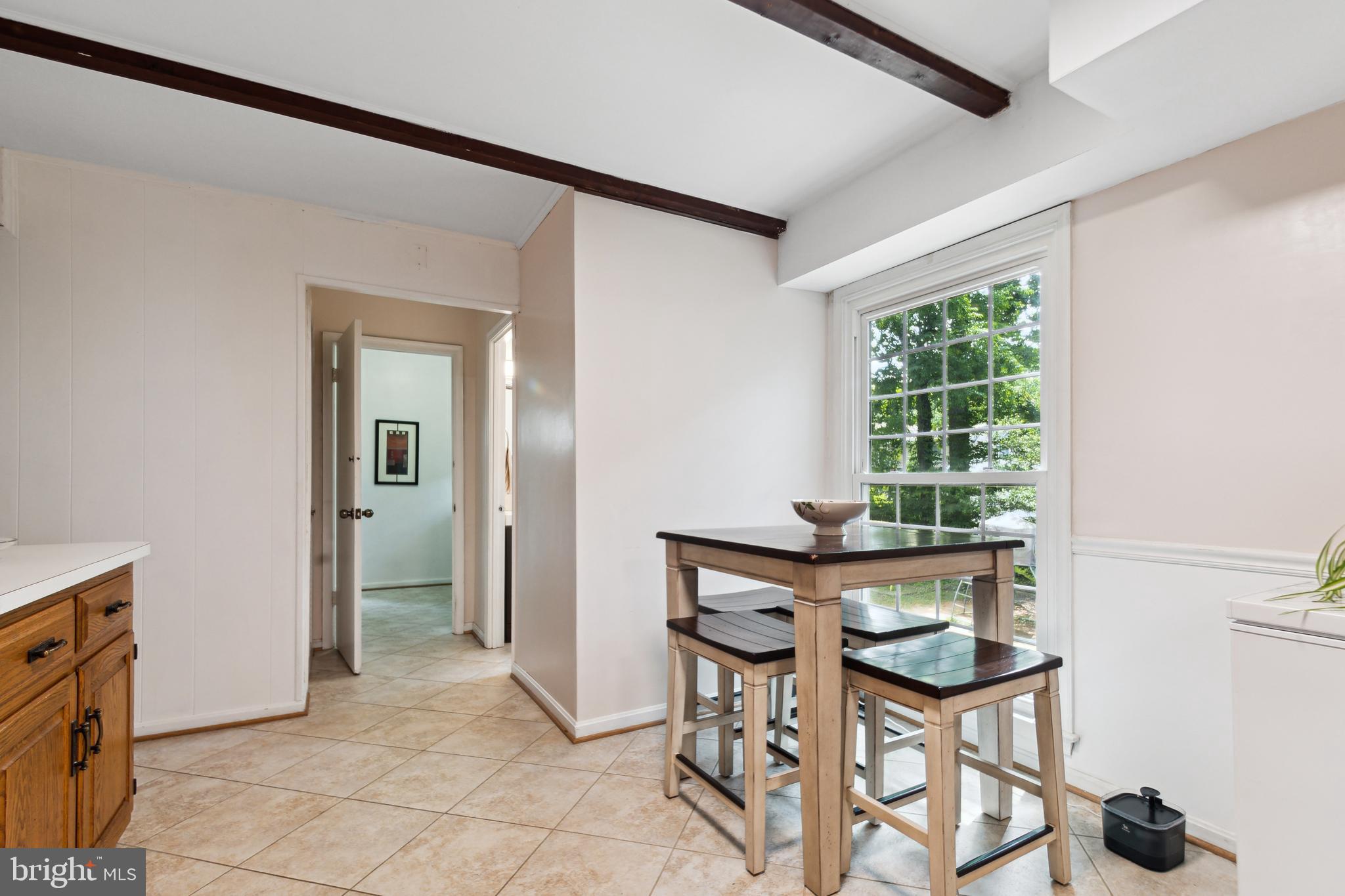 MANOR WOODS - Residential