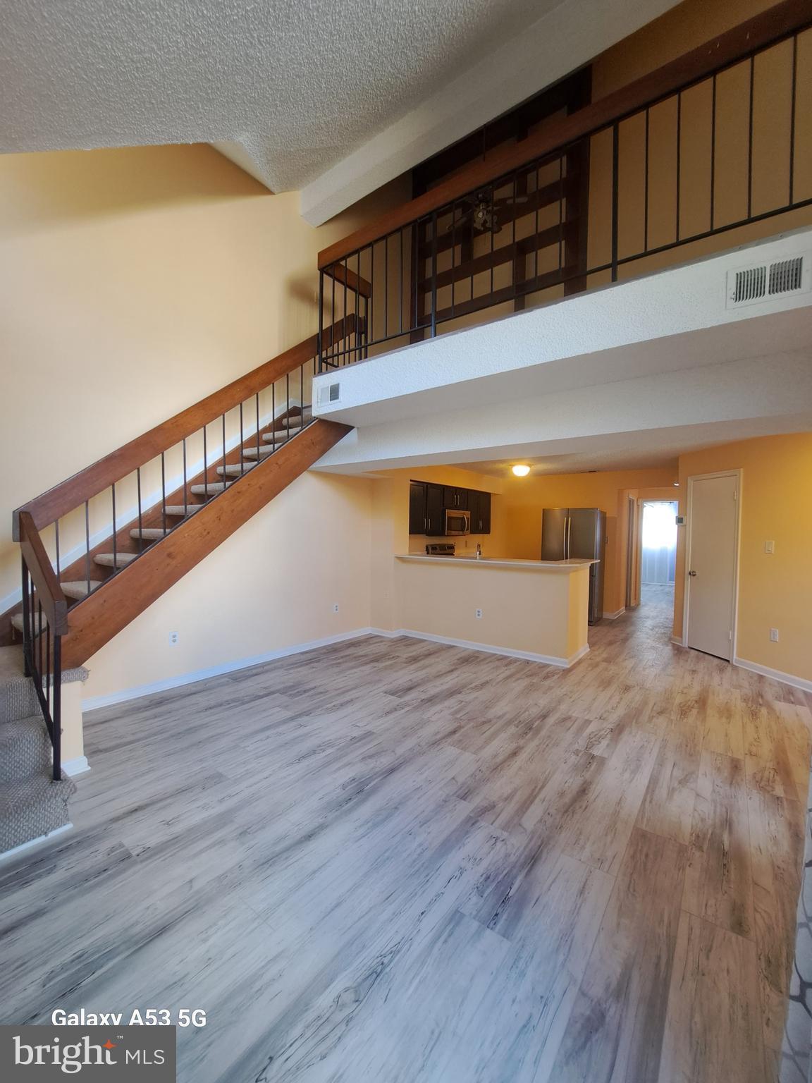 THE TIERS OF LAUREL LAKE - Residential Lease