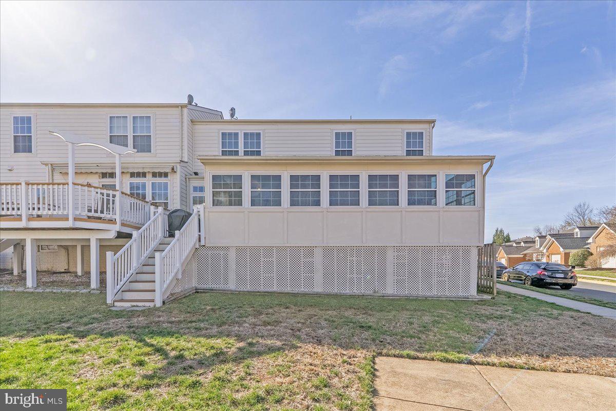 ASHBURN VILLAGE - Residential Lease