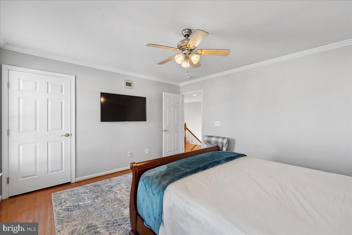 ASHBURN VILLAGE - Residential Lease