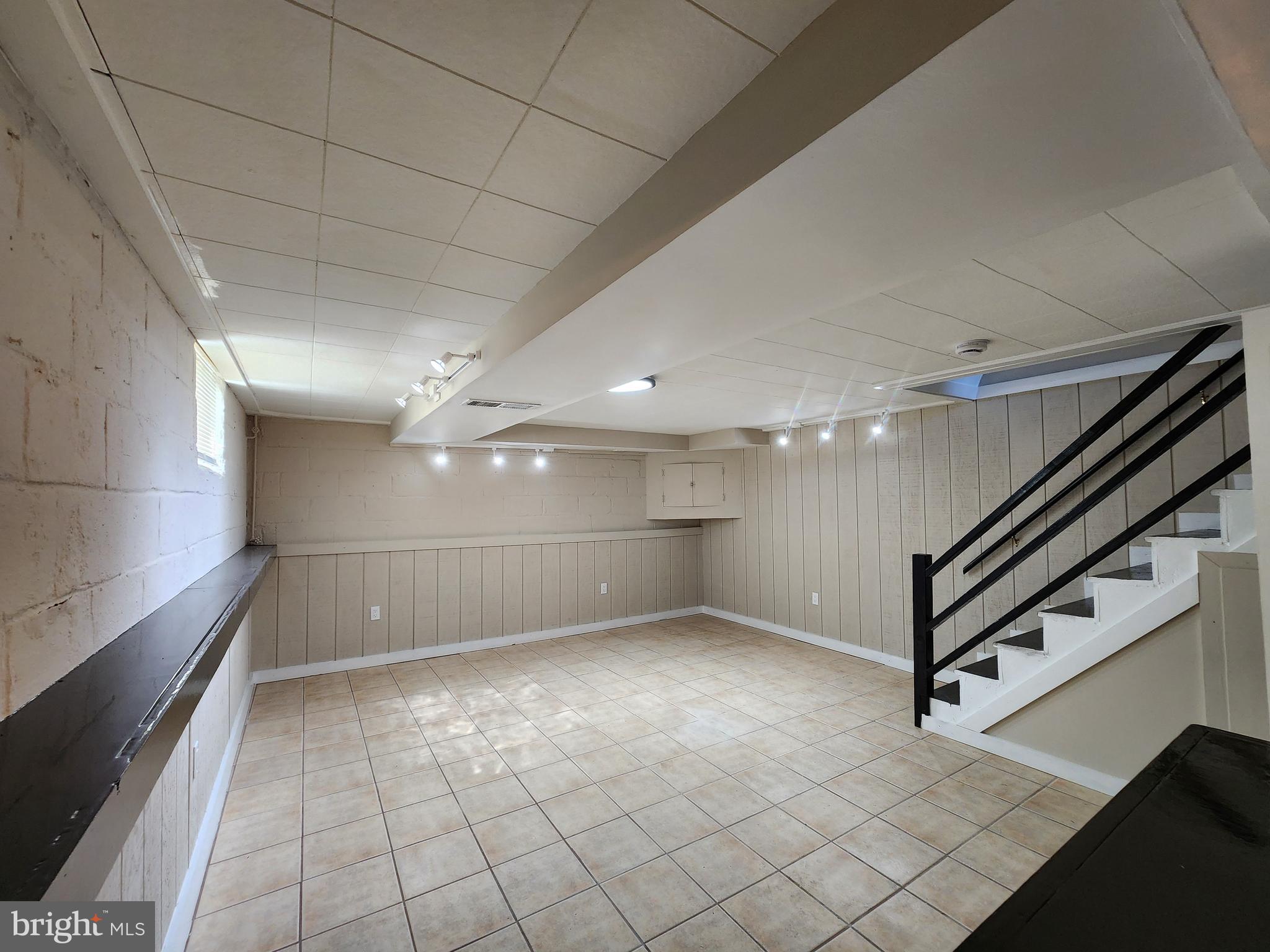 DUNDALK - Residential Lease