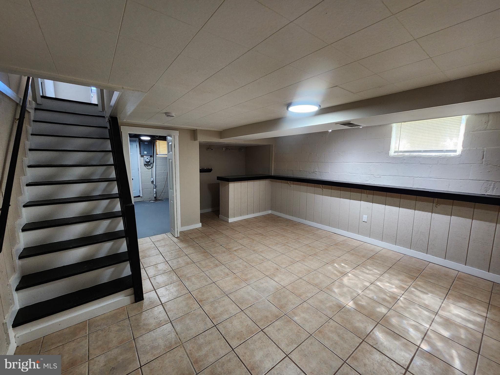 DUNDALK - Residential Lease