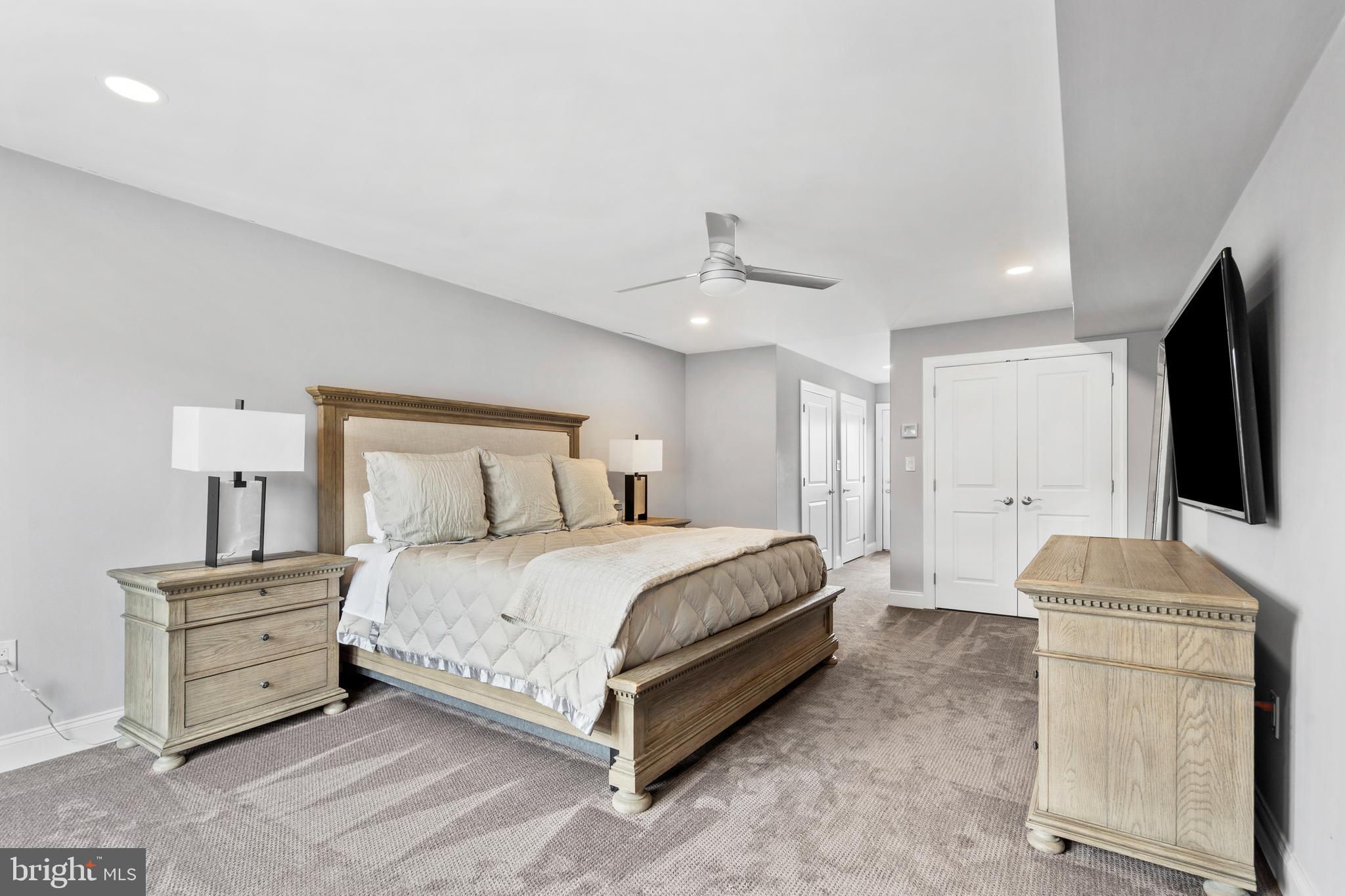 GRADUATE HOSPITAL - Residential