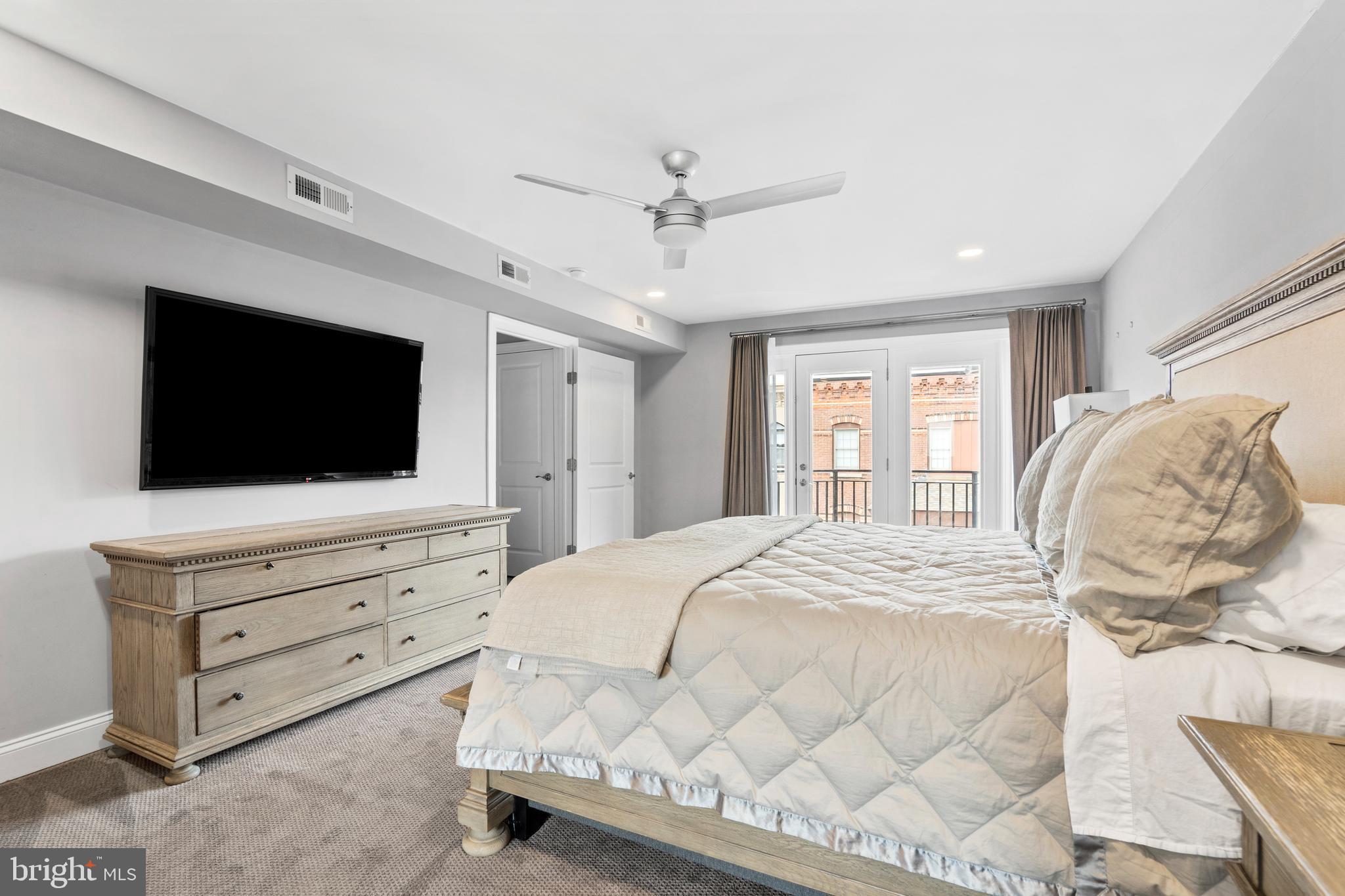 GRADUATE HOSPITAL - Residential