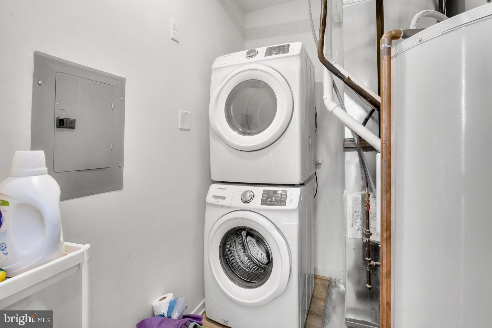 MANAYUNK - Residential Lease