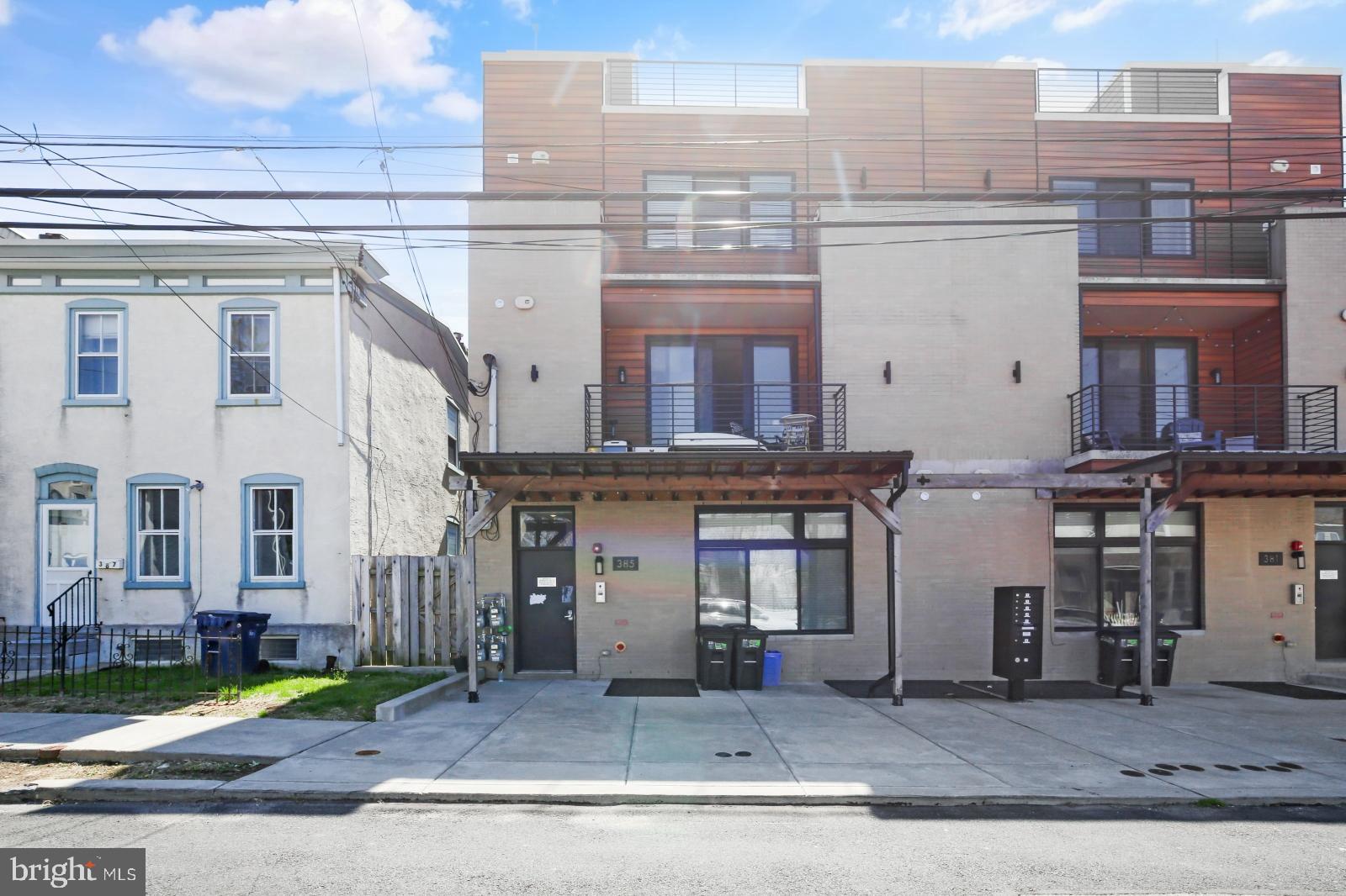 MANAYUNK - Residential Lease