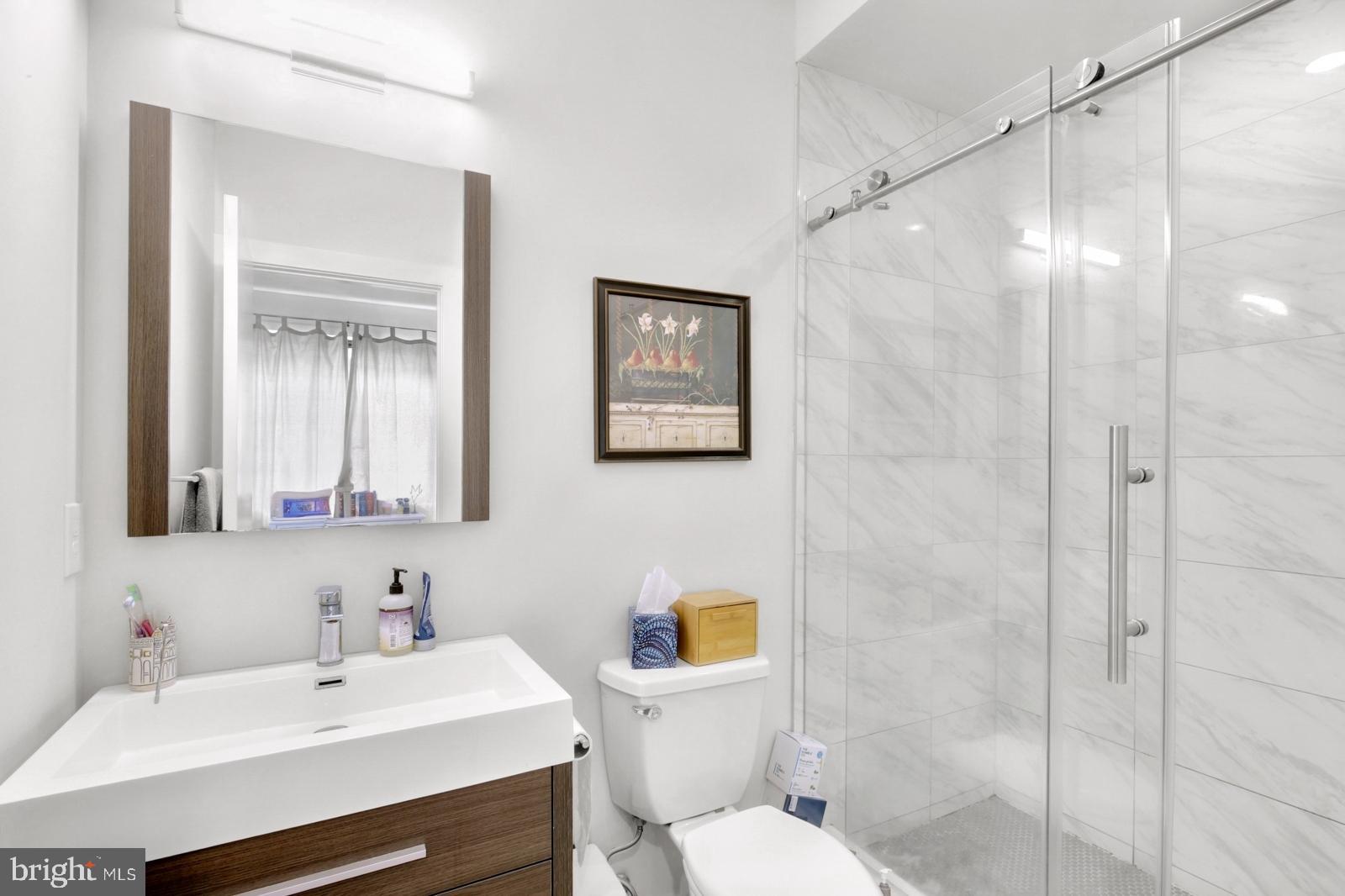 MANAYUNK - Residential Lease