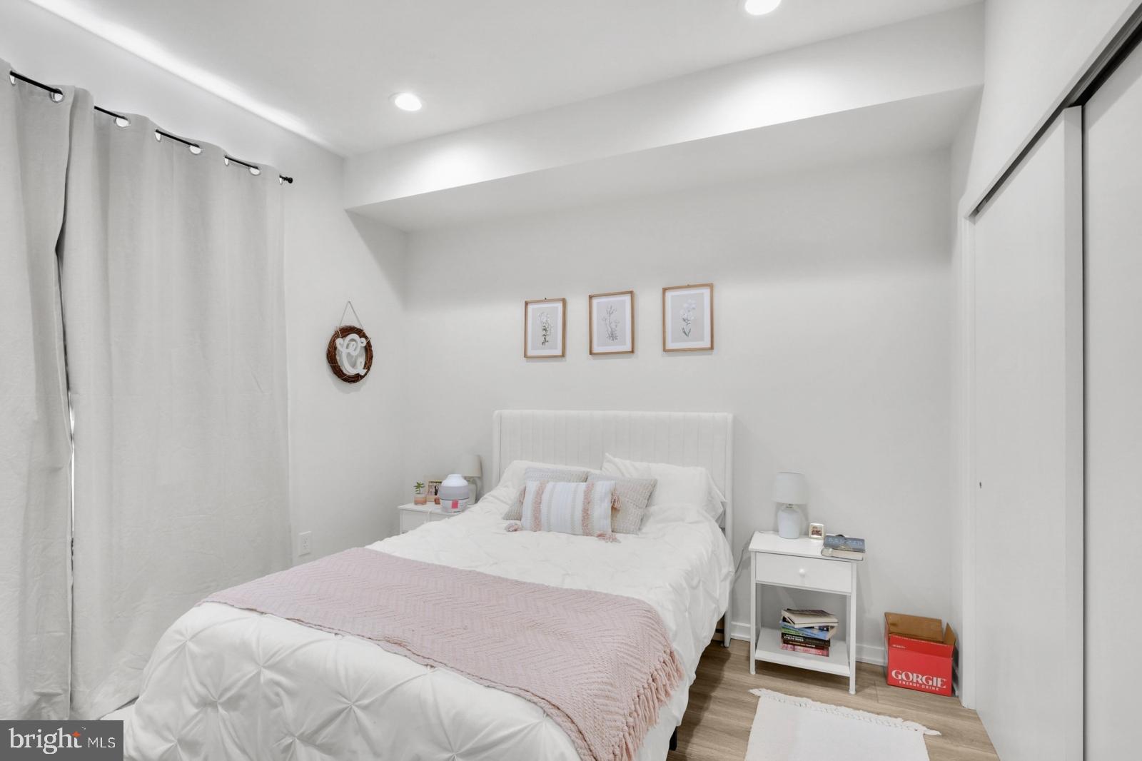 MANAYUNK - Residential Lease