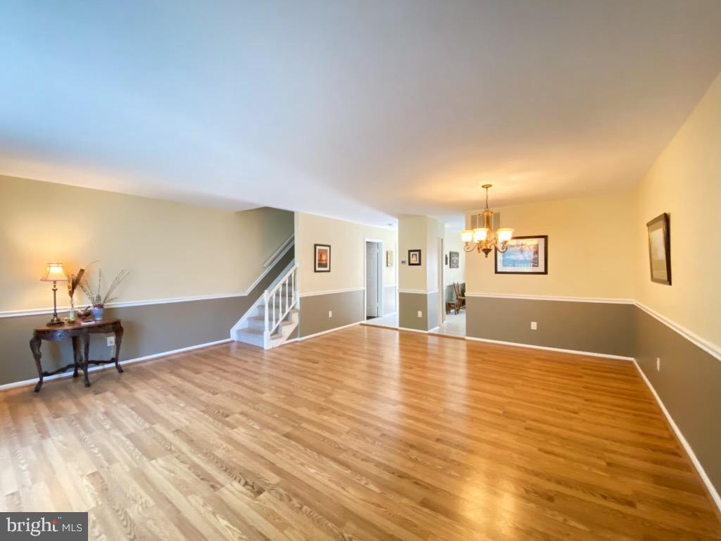 LOVETON FARMS - Residential