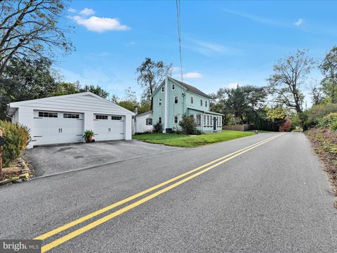322 OLD MILL ROAD NEWMANSTOWN PA 17073