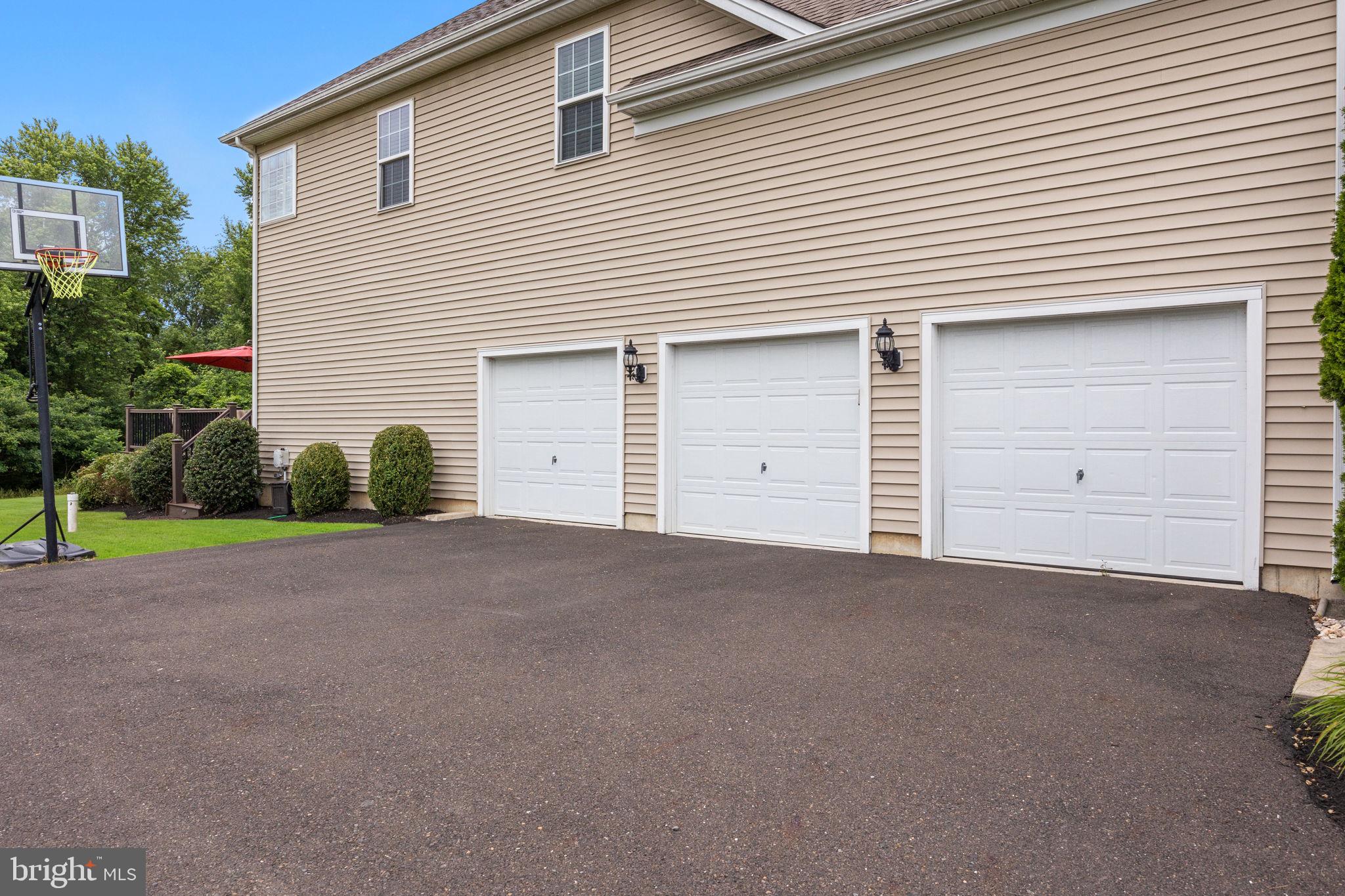 BROOKSHIRE ESTATES - Residential