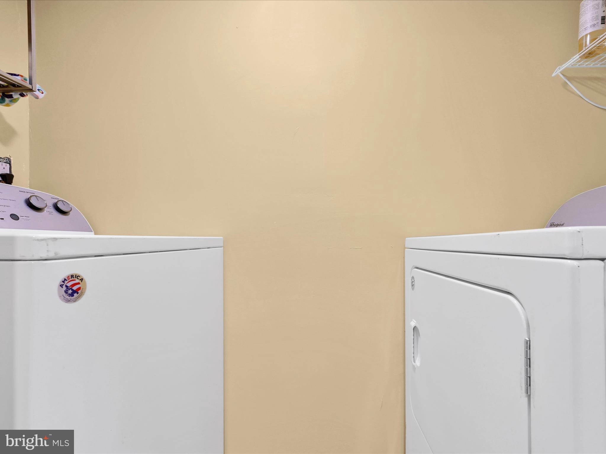 JONESTOWN - Residential