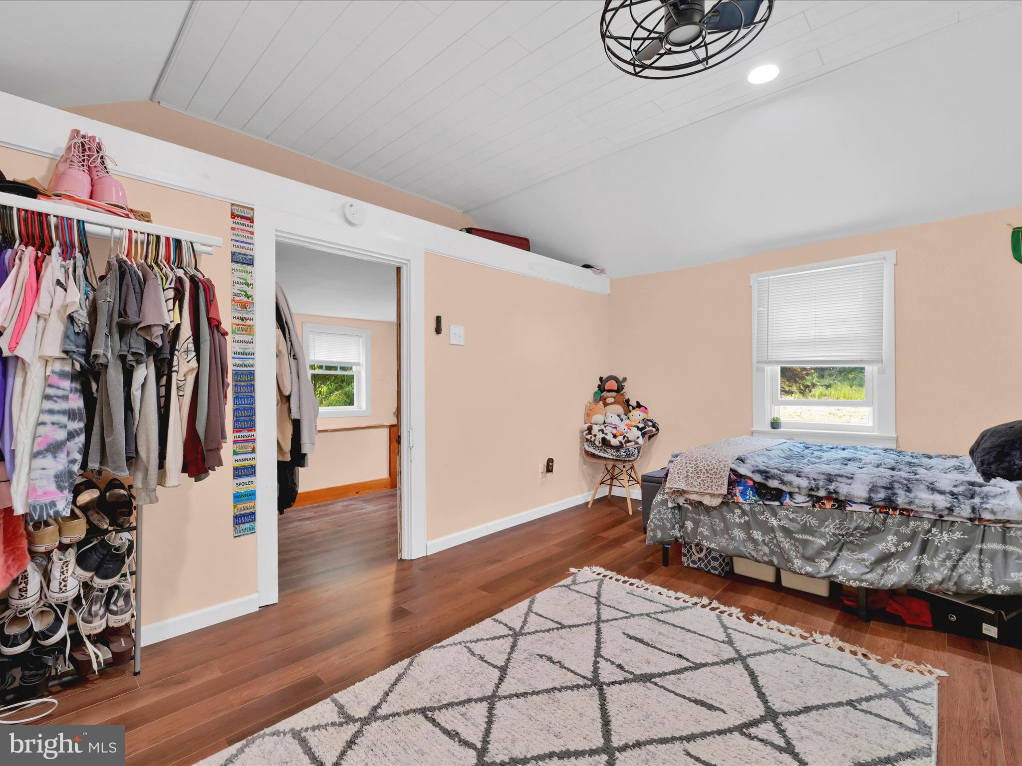 JONESTOWN - Residential