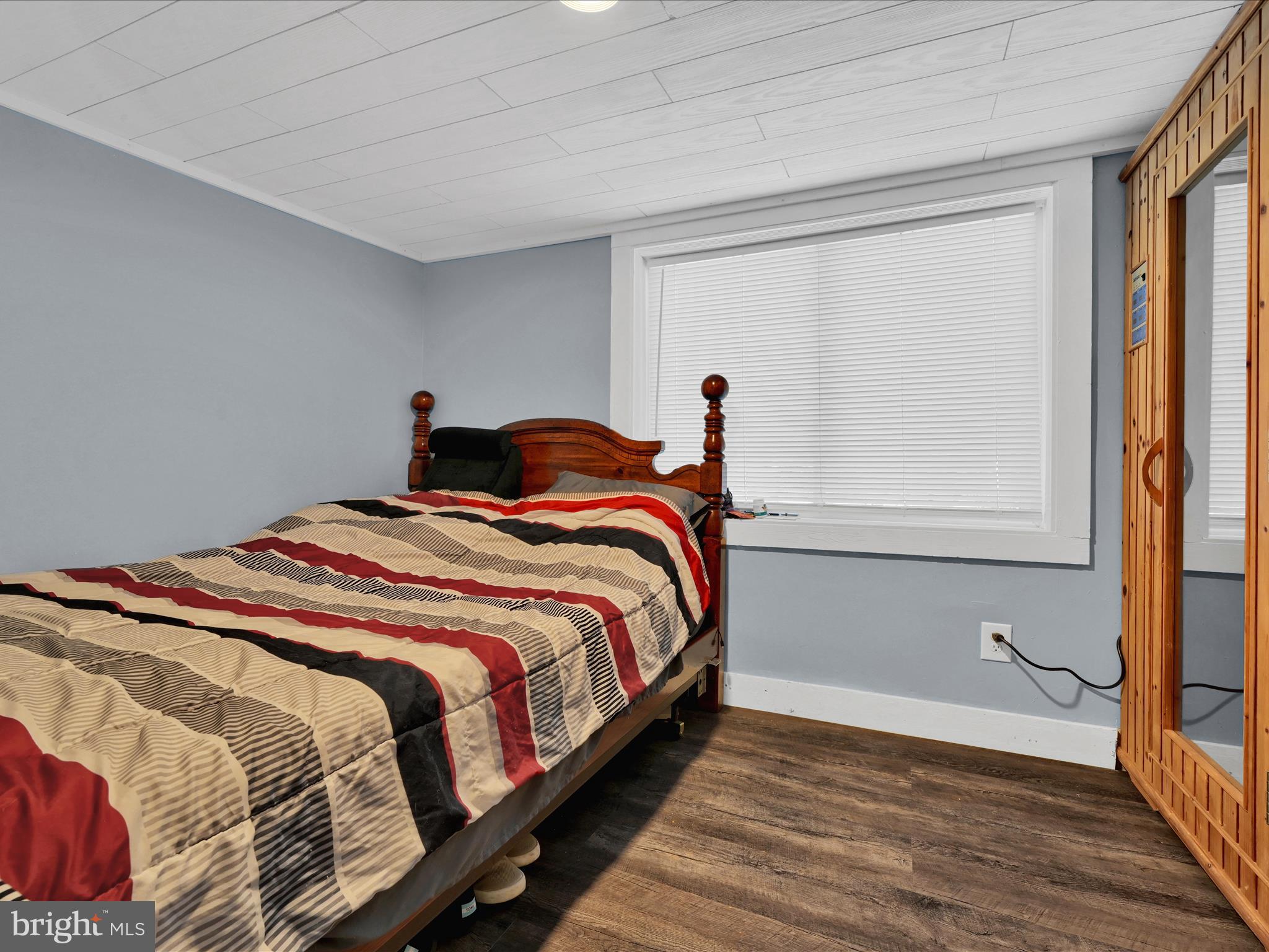 JONESTOWN - Residential