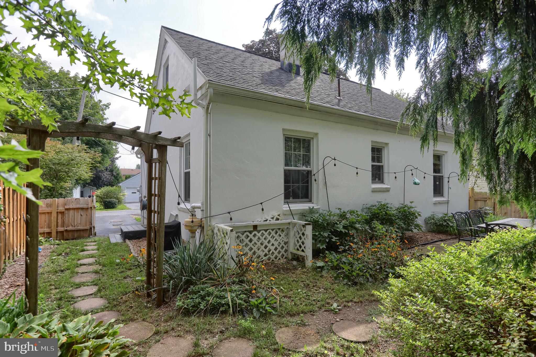 DERRY TOWNSHIP - Residential