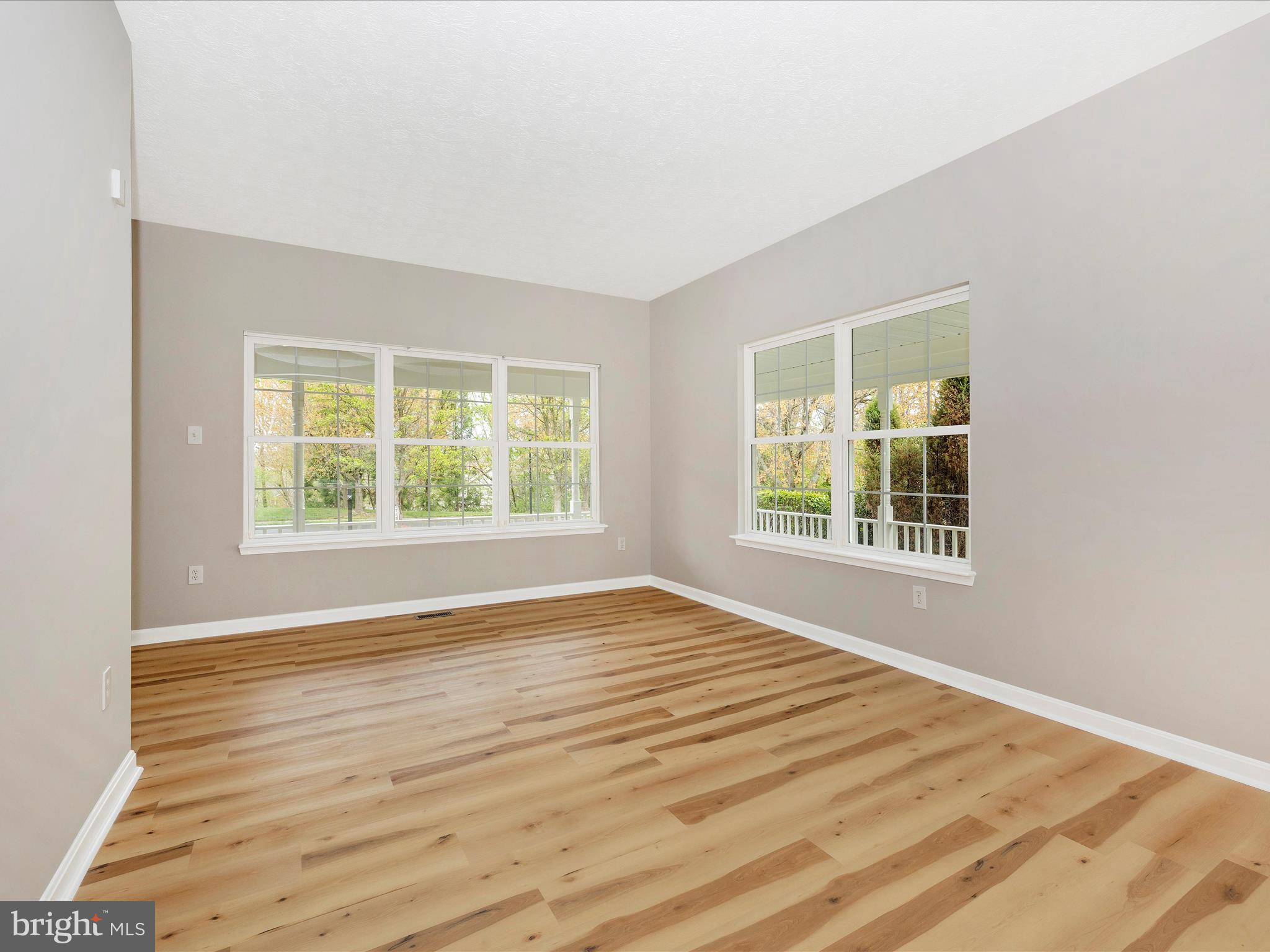 WINDING RIDGE - Residential