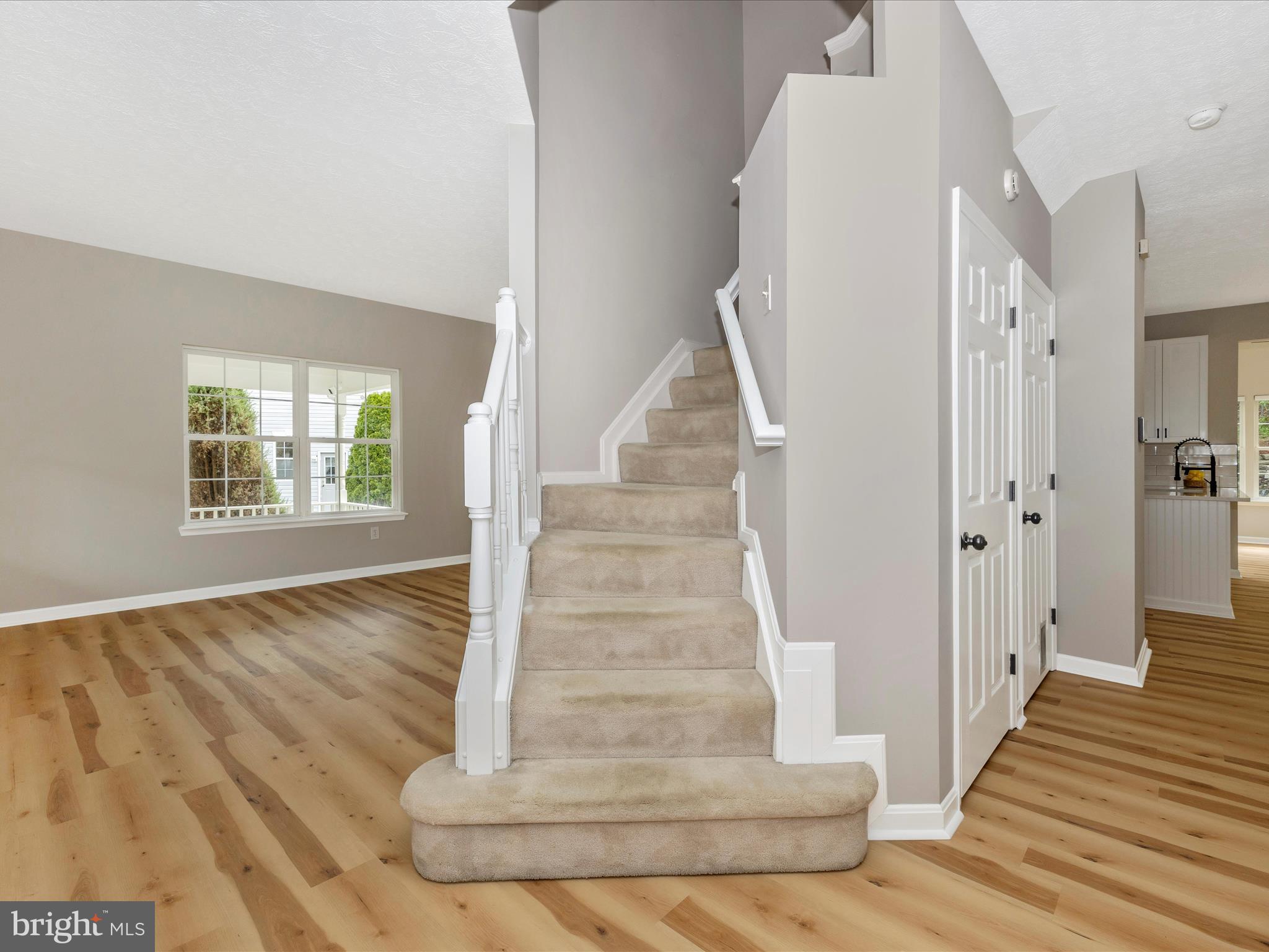 WINDING RIDGE - Residential