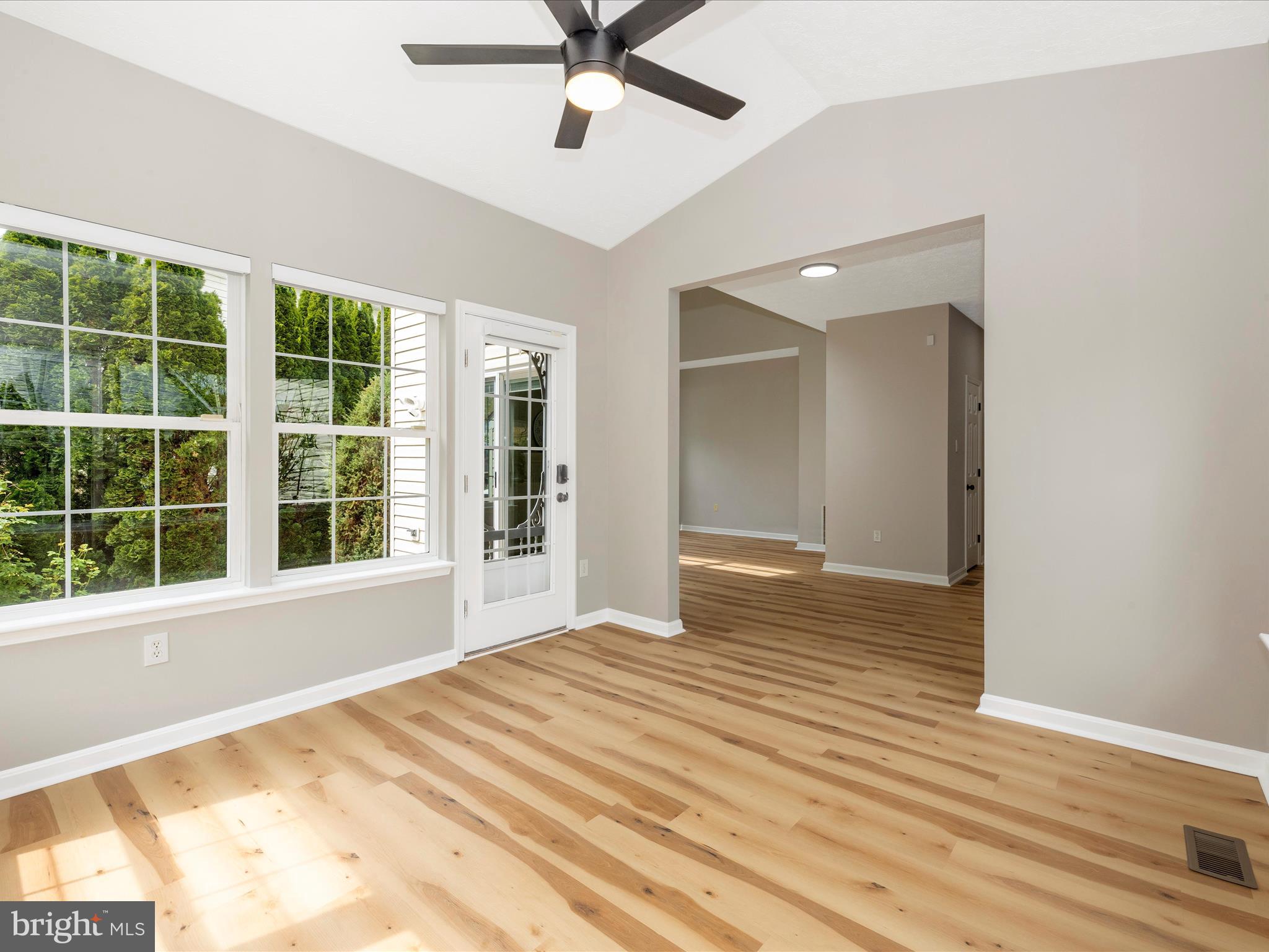 WINDING RIDGE - Residential