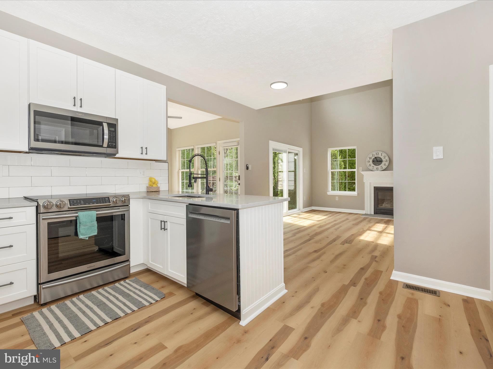 WINDING RIDGE - Residential