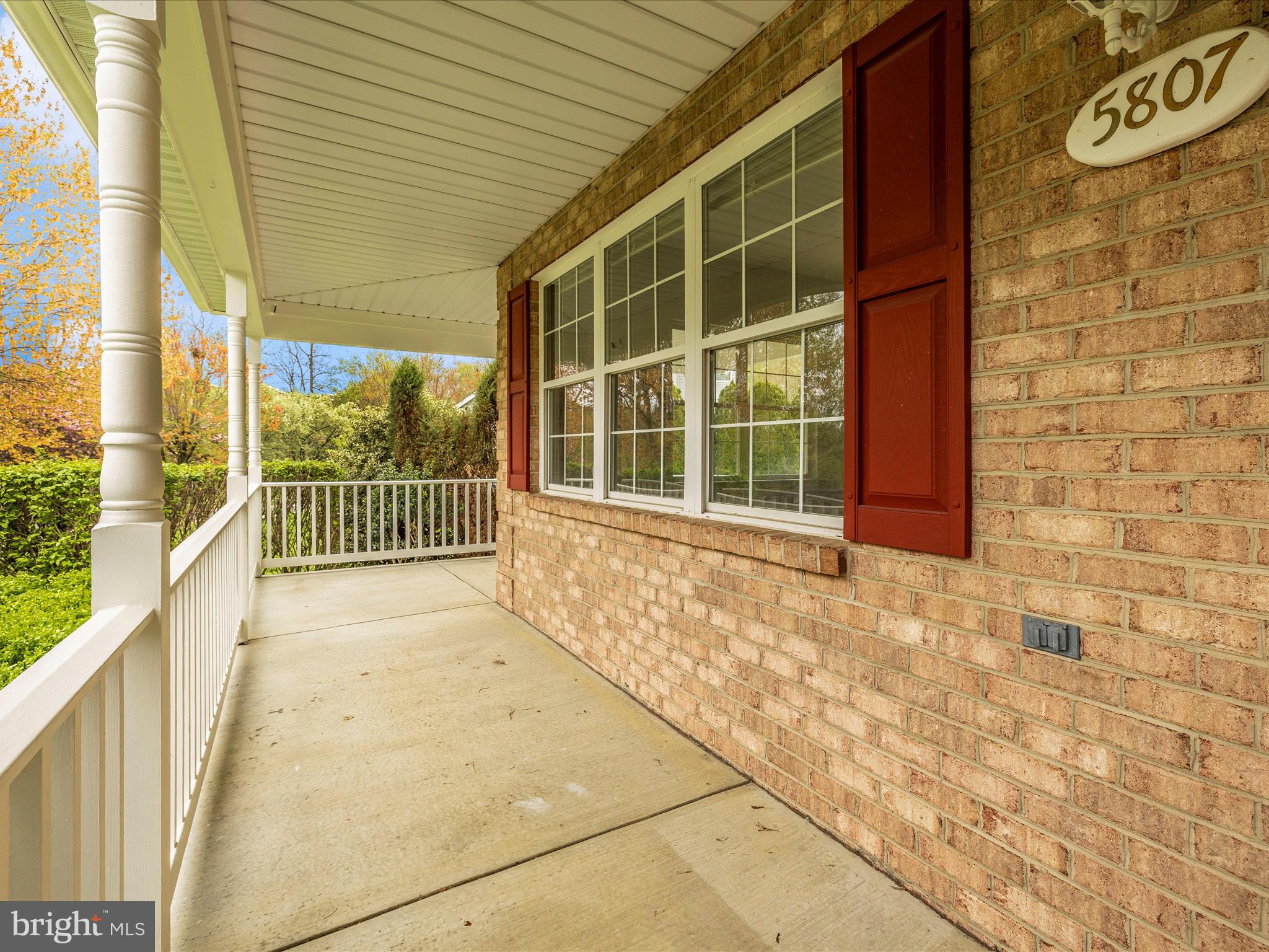 WINDING RIDGE - Residential